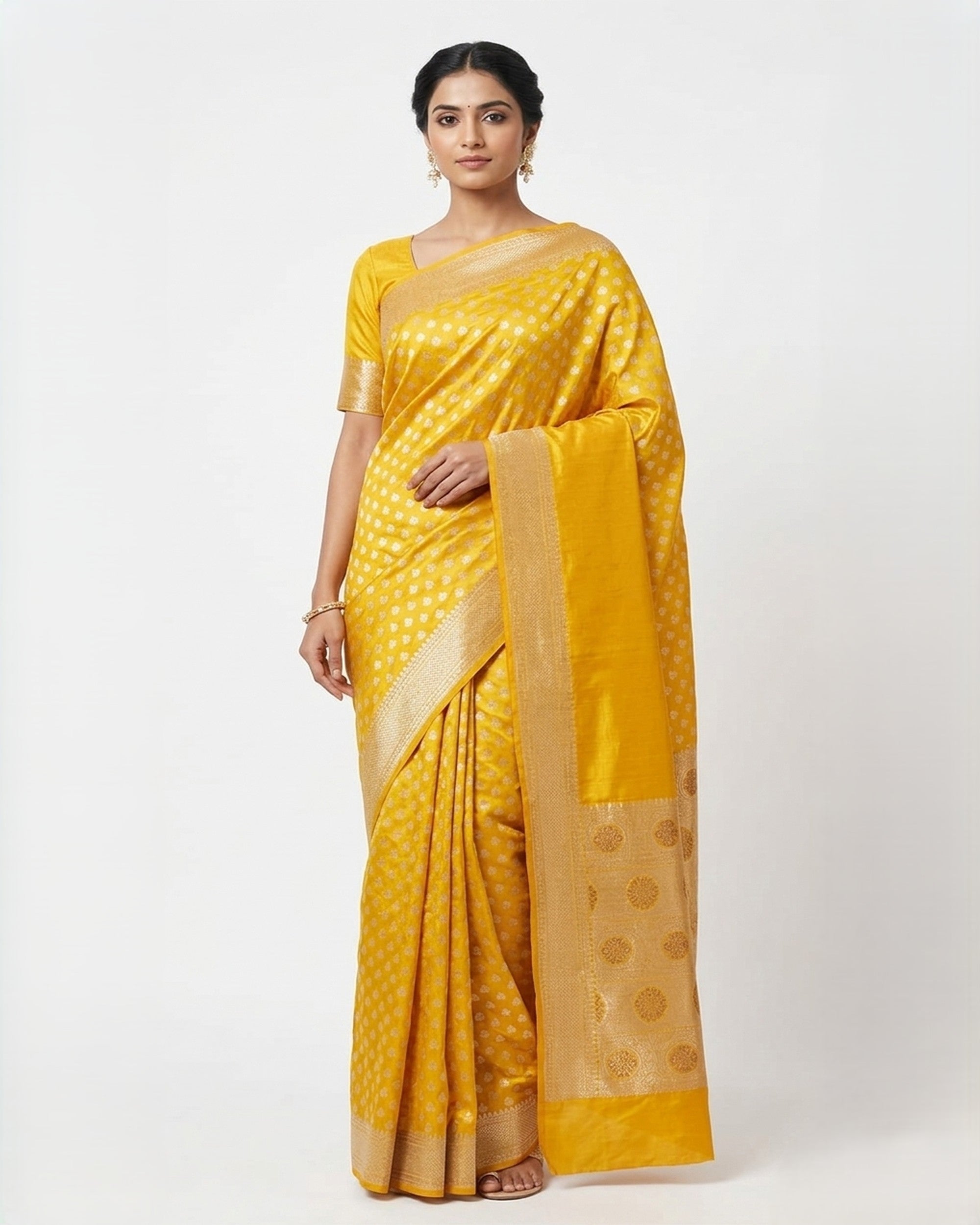 Woven Design Zari Silk Blend Banarasi Saree