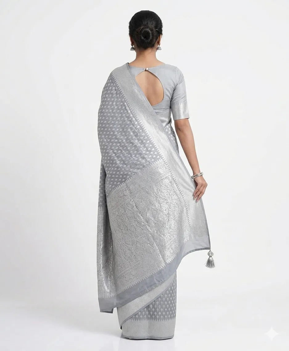 Grey & Silver-Toned Woven Design Banarasi Silk Saree with Unstitched Blouse Piece