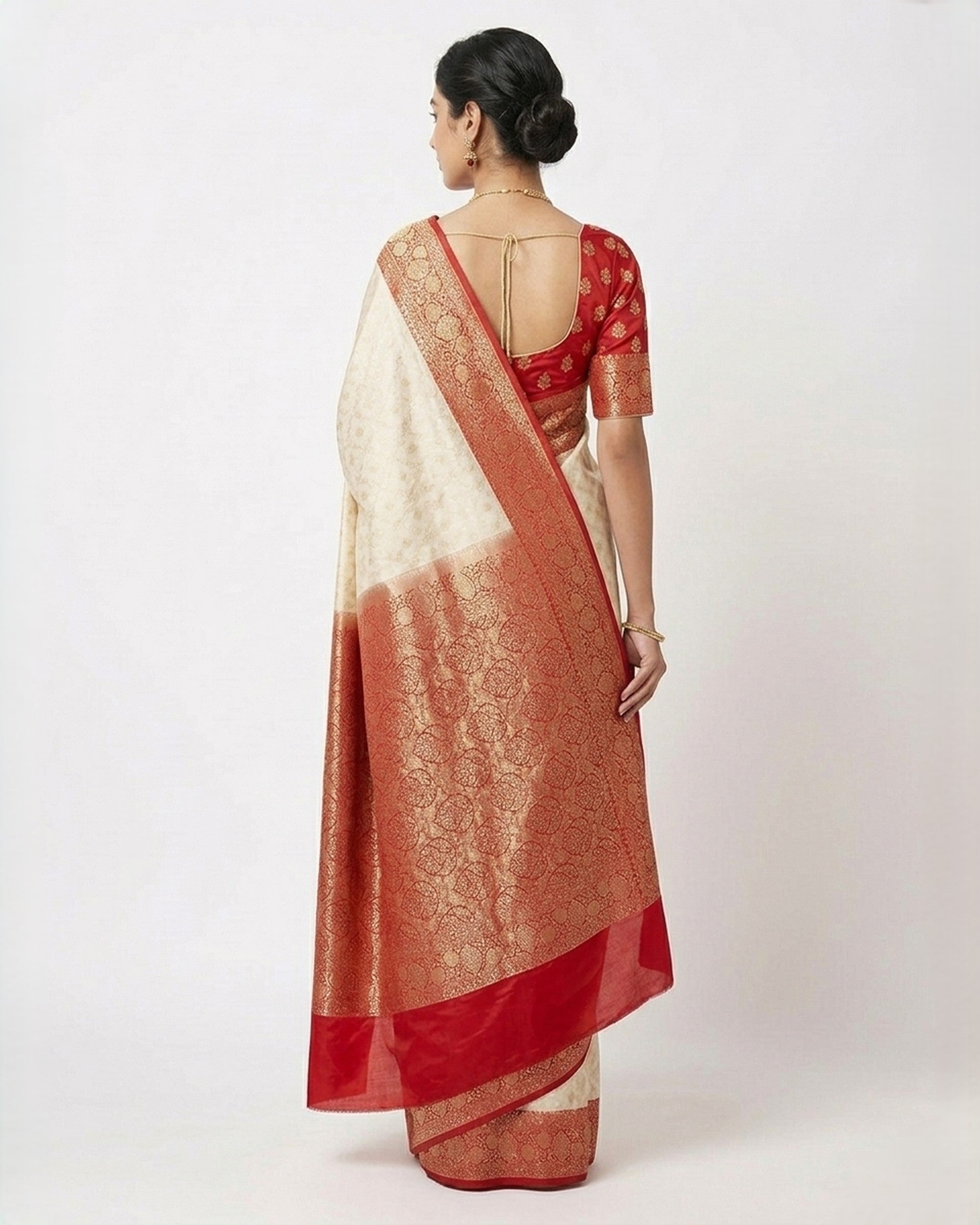 Cream-Coloured & Red Silk Blend Zari Woven Design Kanjeevaram Style Saree