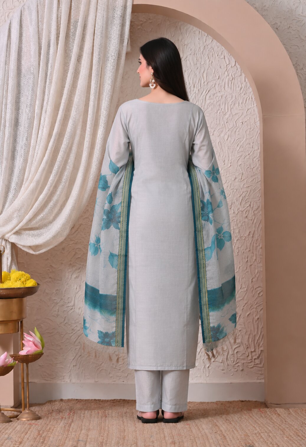 Grey Chanderi Silk Embroidered Kurta Set with Organza Dupatta