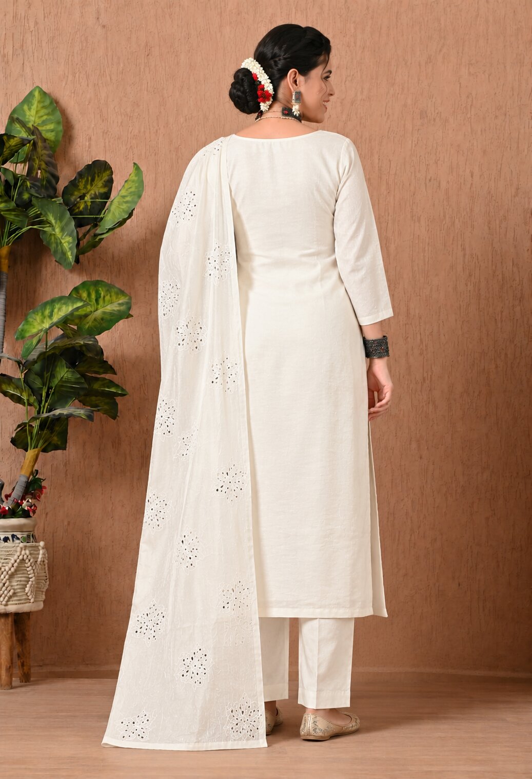 Off-White Chanderi Silk Suit Set with Black Embroidery and Elegant Dupatta