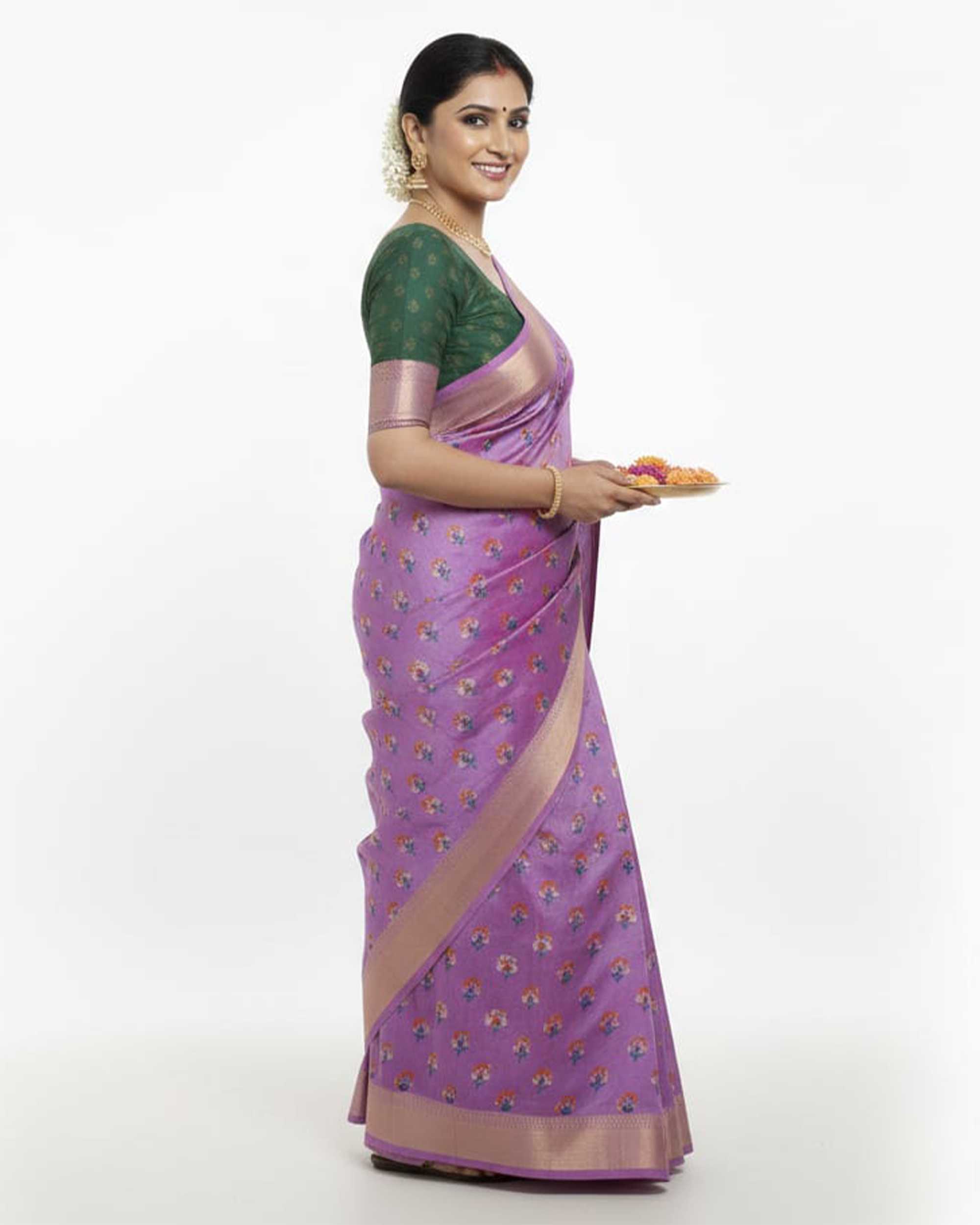 Women Lavender & Rose Gold-Toned Silk Blend Floral Printed Kanjeevaram Saree with Zari Border