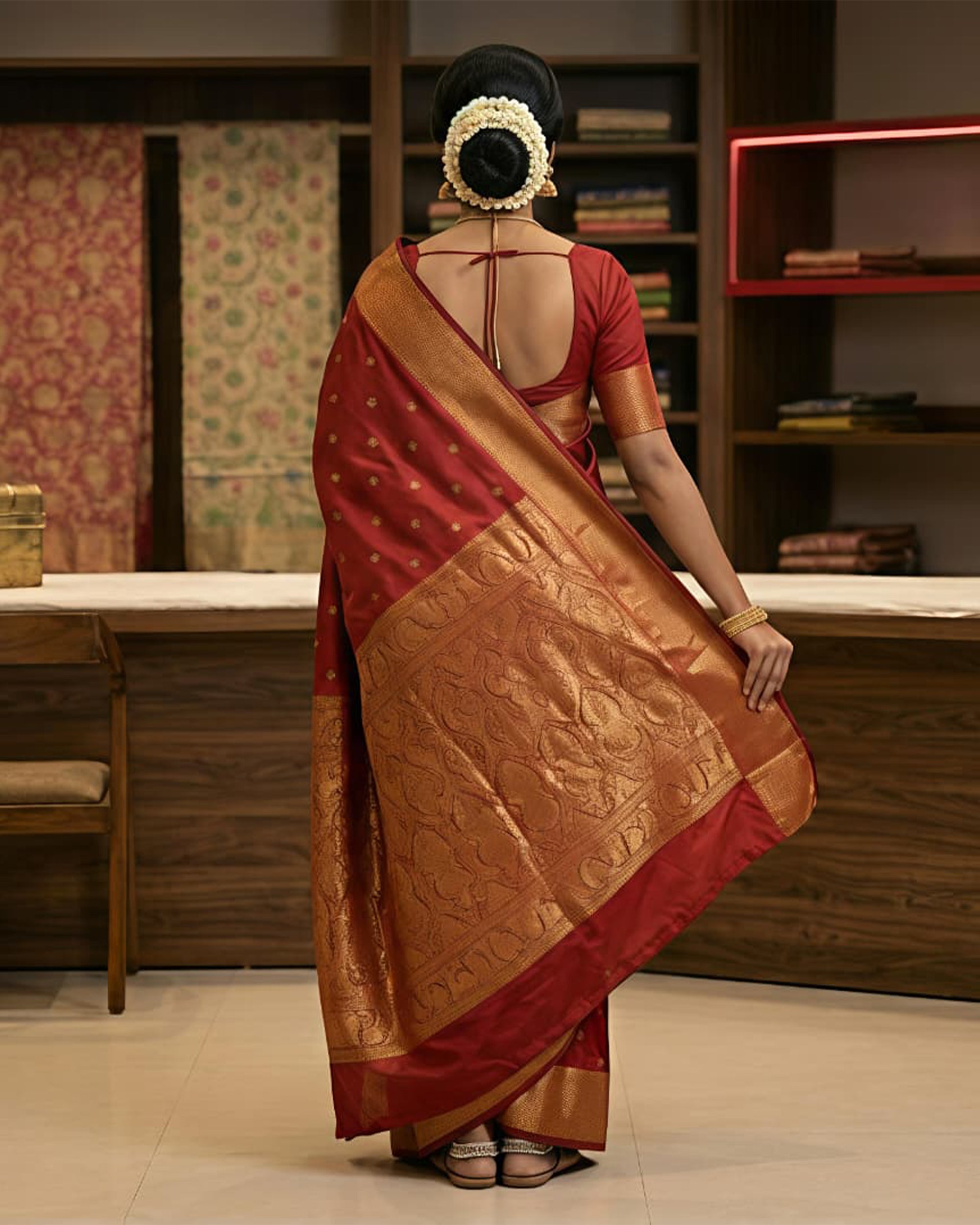 Women Red & Gold-Toned Woven Design Art Silk Kanjeevaram Saree