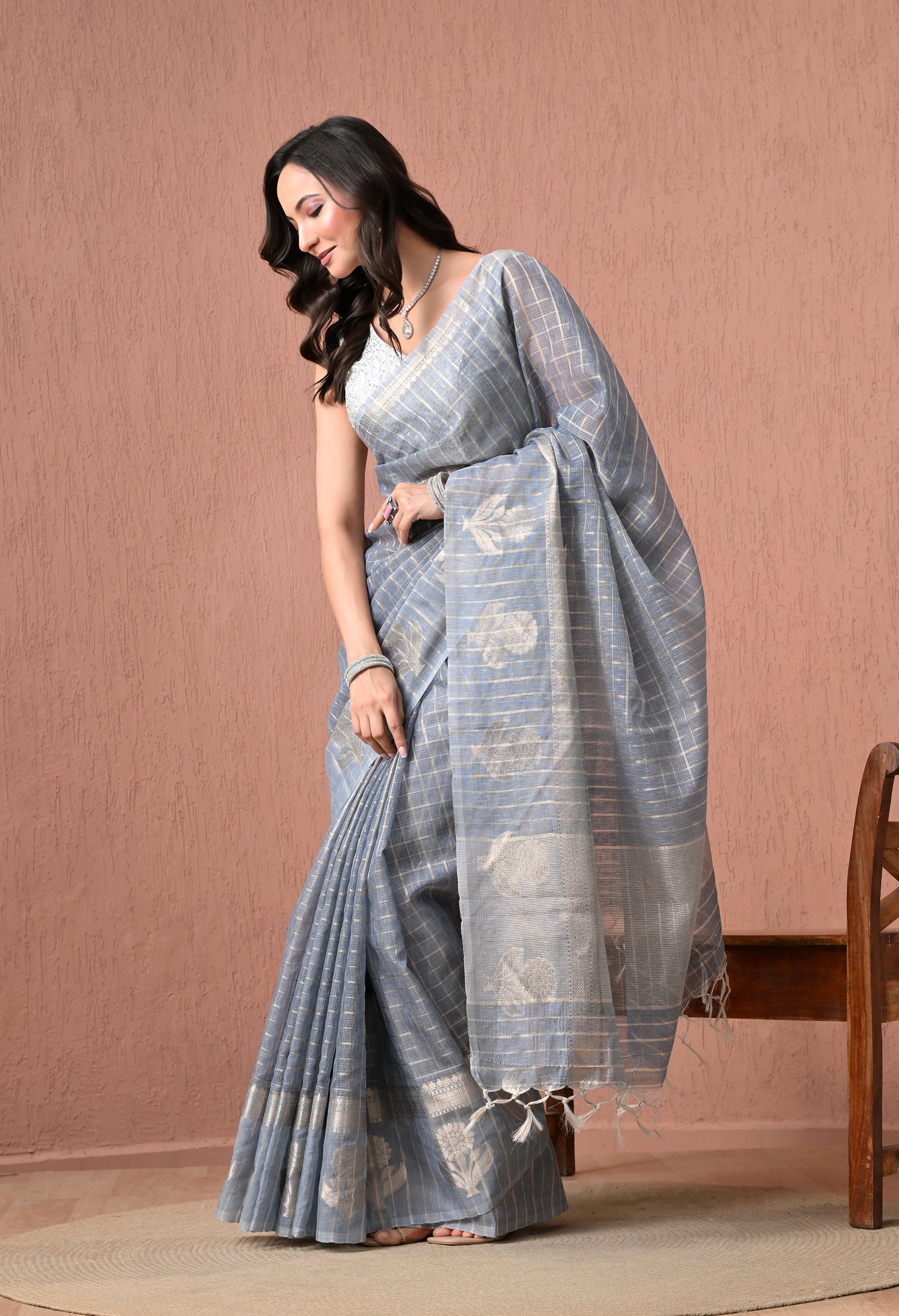 Elegant Steel Grey Cotton Checked Saree with Silver Zari Details