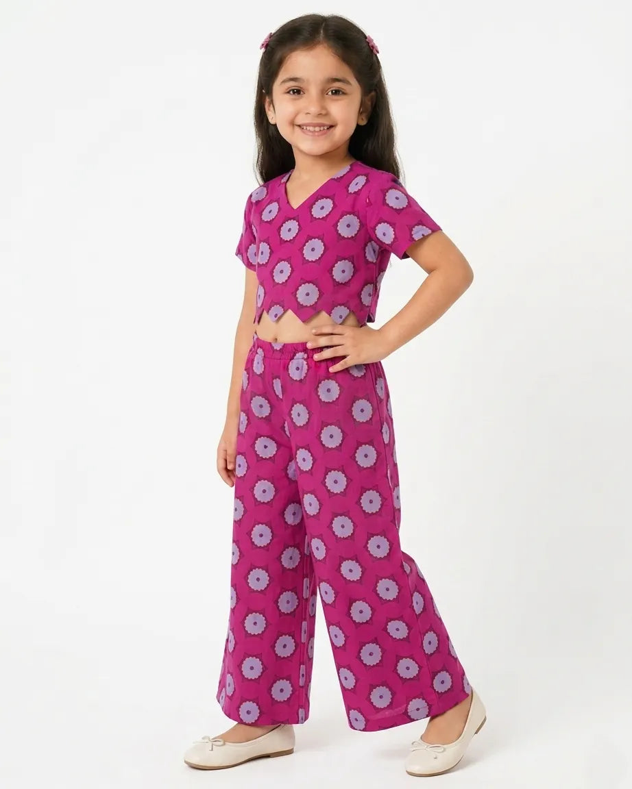 Girls Pink & White Pure Cotton Geometric Printed Co-ord Set