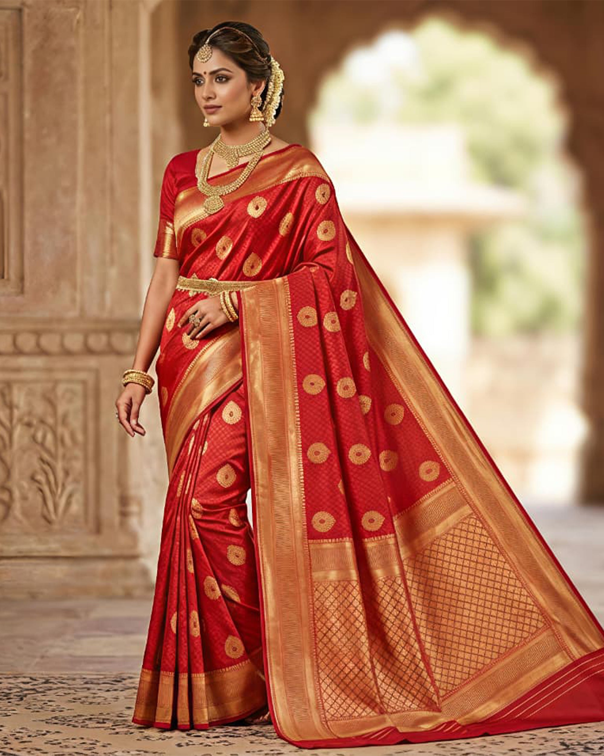 Women Red & Gold-Toned Ethnic Motifs Art Silk Kanjeevaram Saree