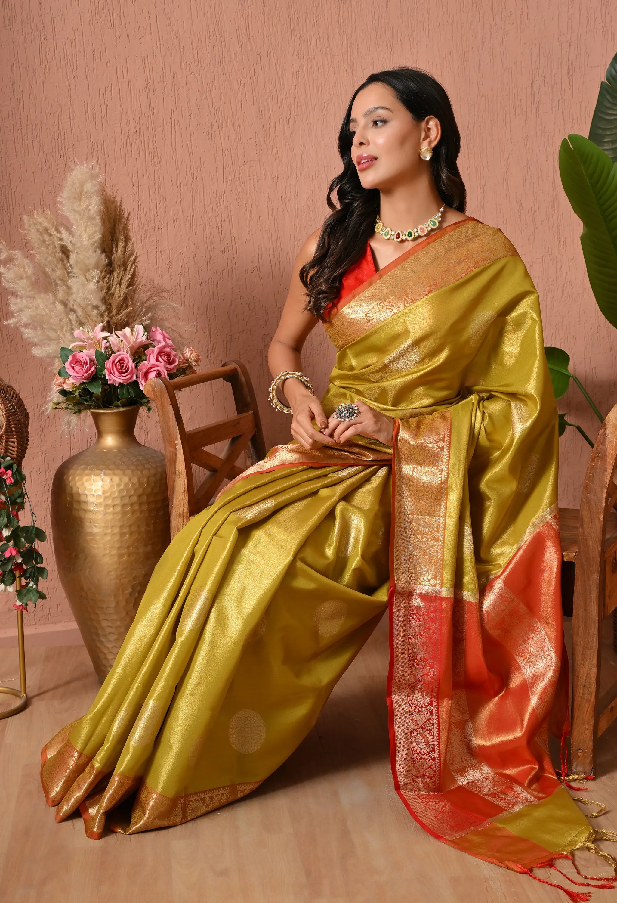 Elegant Olive Green Silk Blend Kanjeevaram Style Saree with Contrast Zari Border
