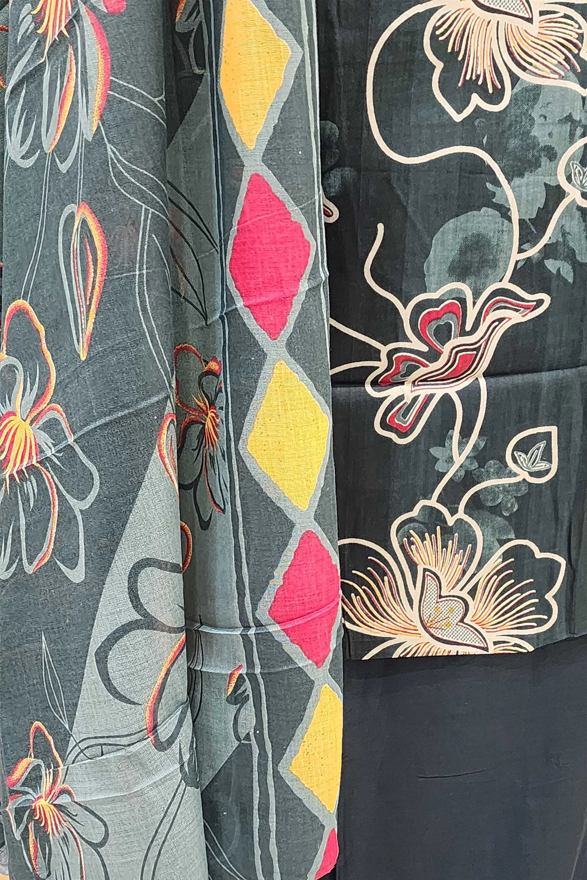 Women Dark Green & Yellow Floral Printed Pure Cotton Unstitched Dress Material with Embroidered Neckline