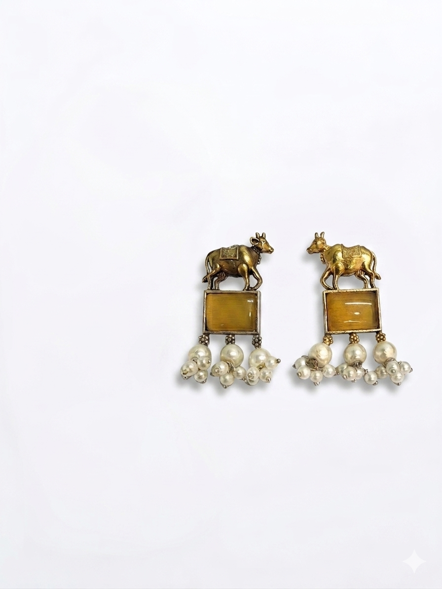 Gold-Toned & Silver-Plated Handcrafted Temple Jewellery Set with Cow Motifs and Ochre Stones