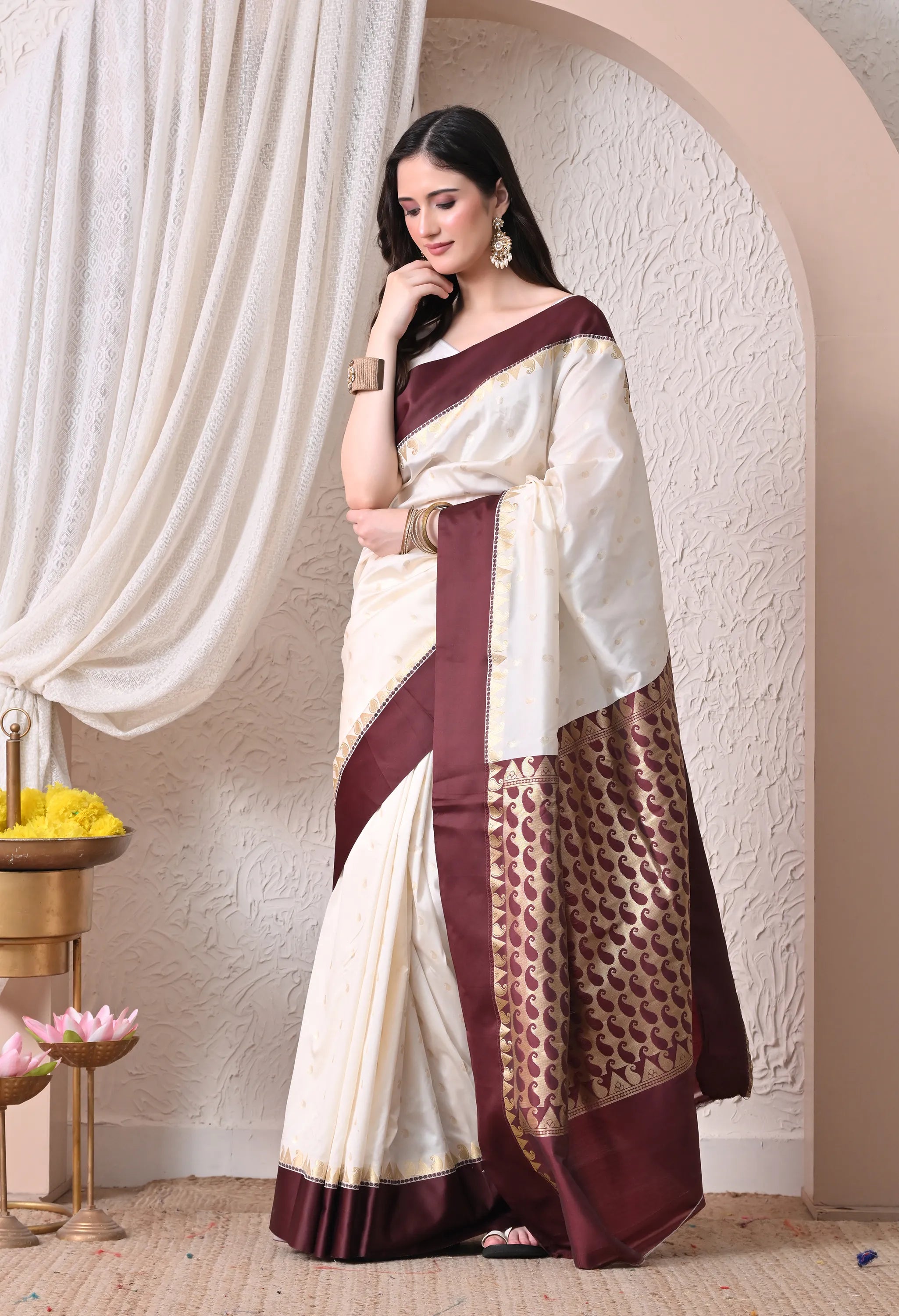 Elegant Off-White and Maroon Silk Blend Saree