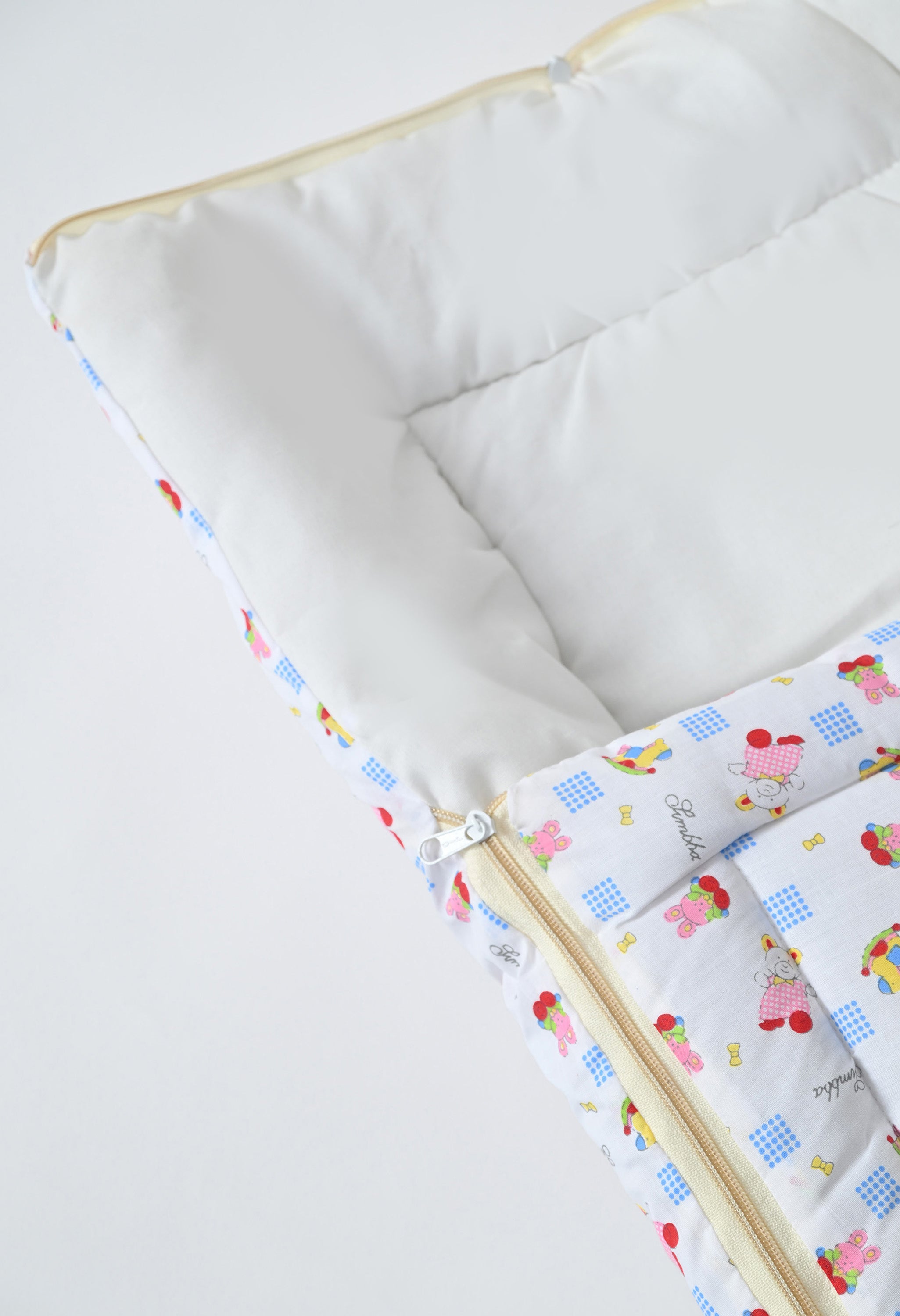 Unisex 5-Piece Newborn Baby Bedding Combo Set - Printed Mattress with Mosquito Net, Sleeping Bag, and Bolsters