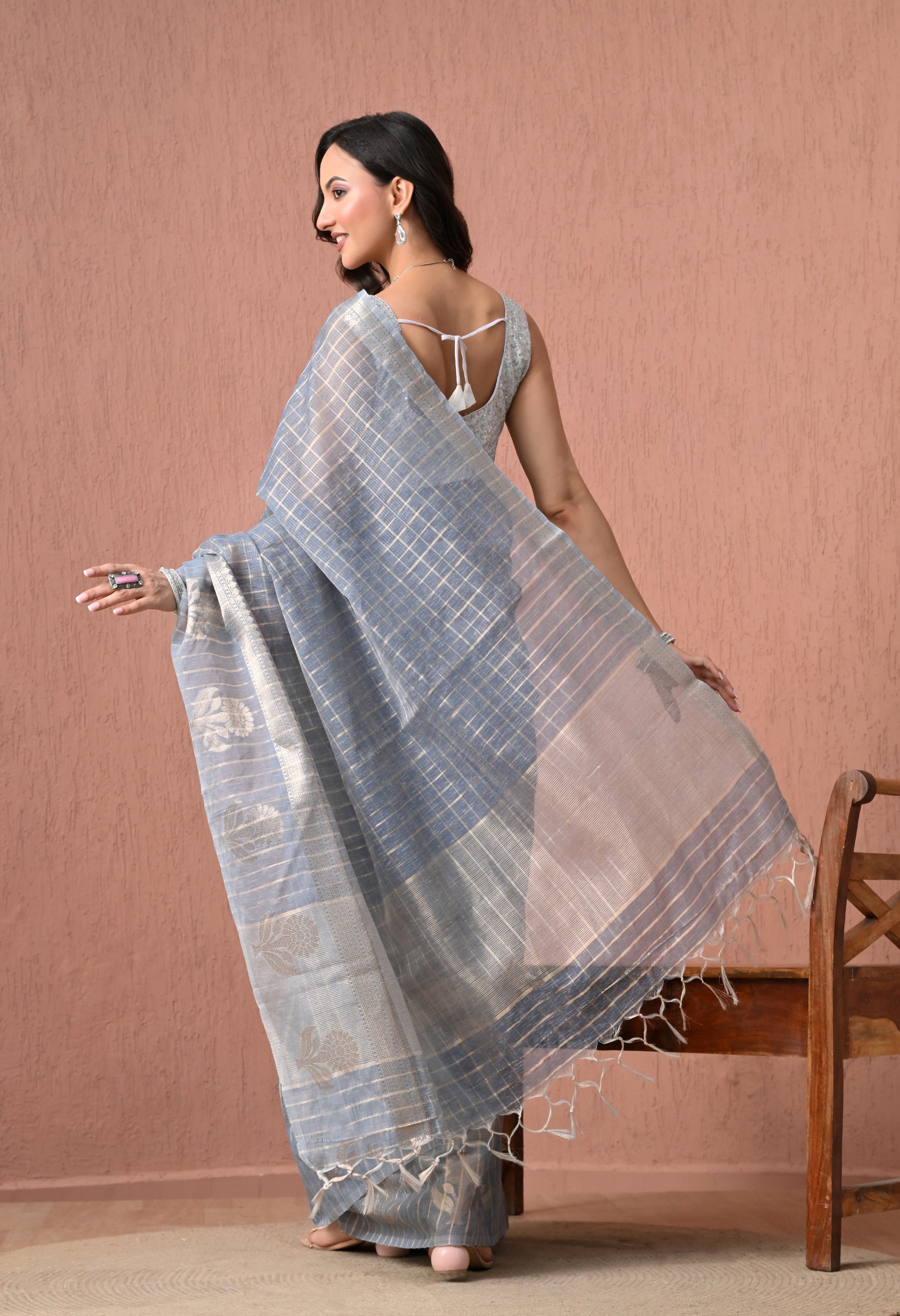 Elegant Steel Grey Cotton Checked Saree with Silver Zari Details