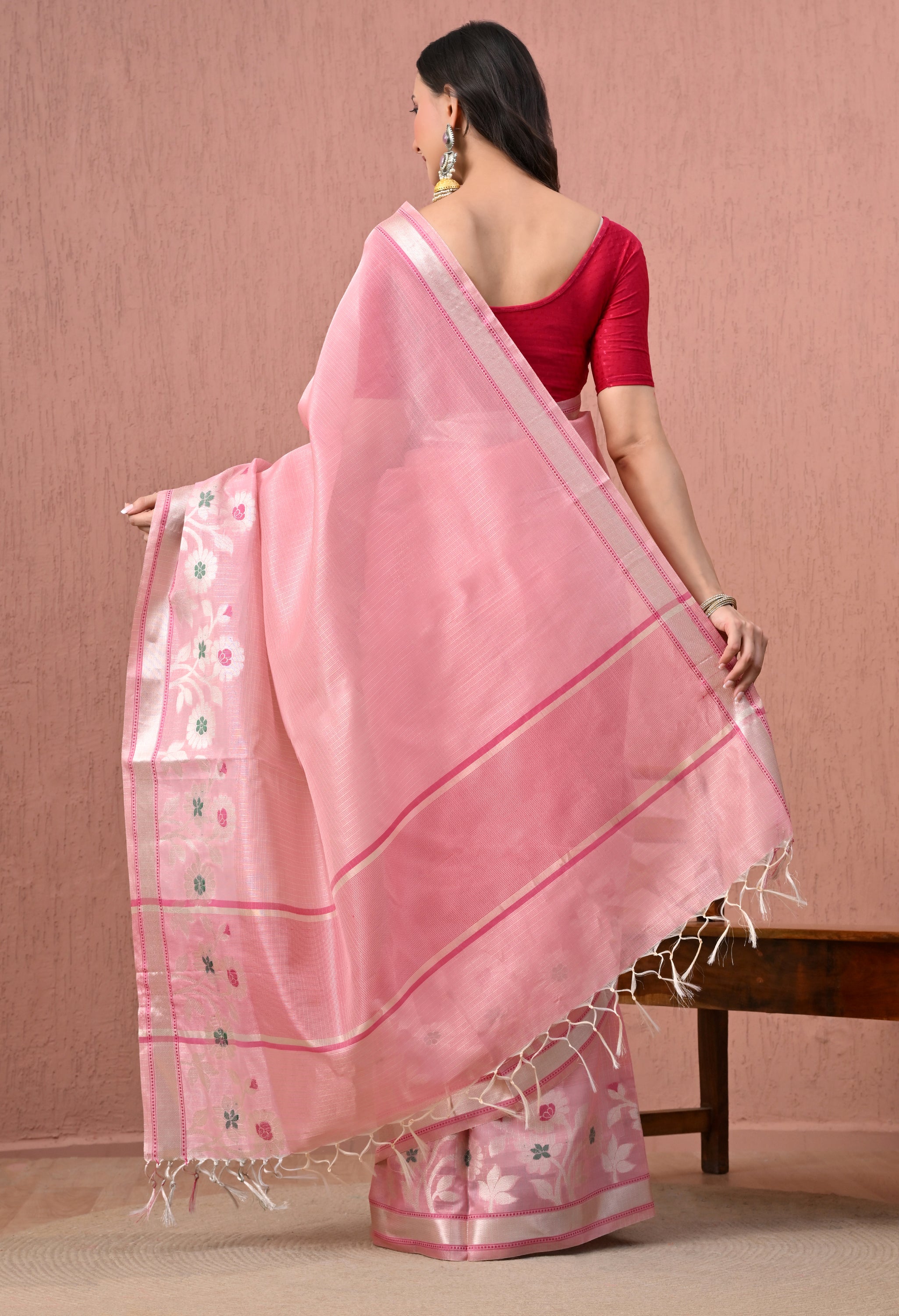 Charming Light Pink Pure Cotton  Saree with Floral Jamdani Pallu