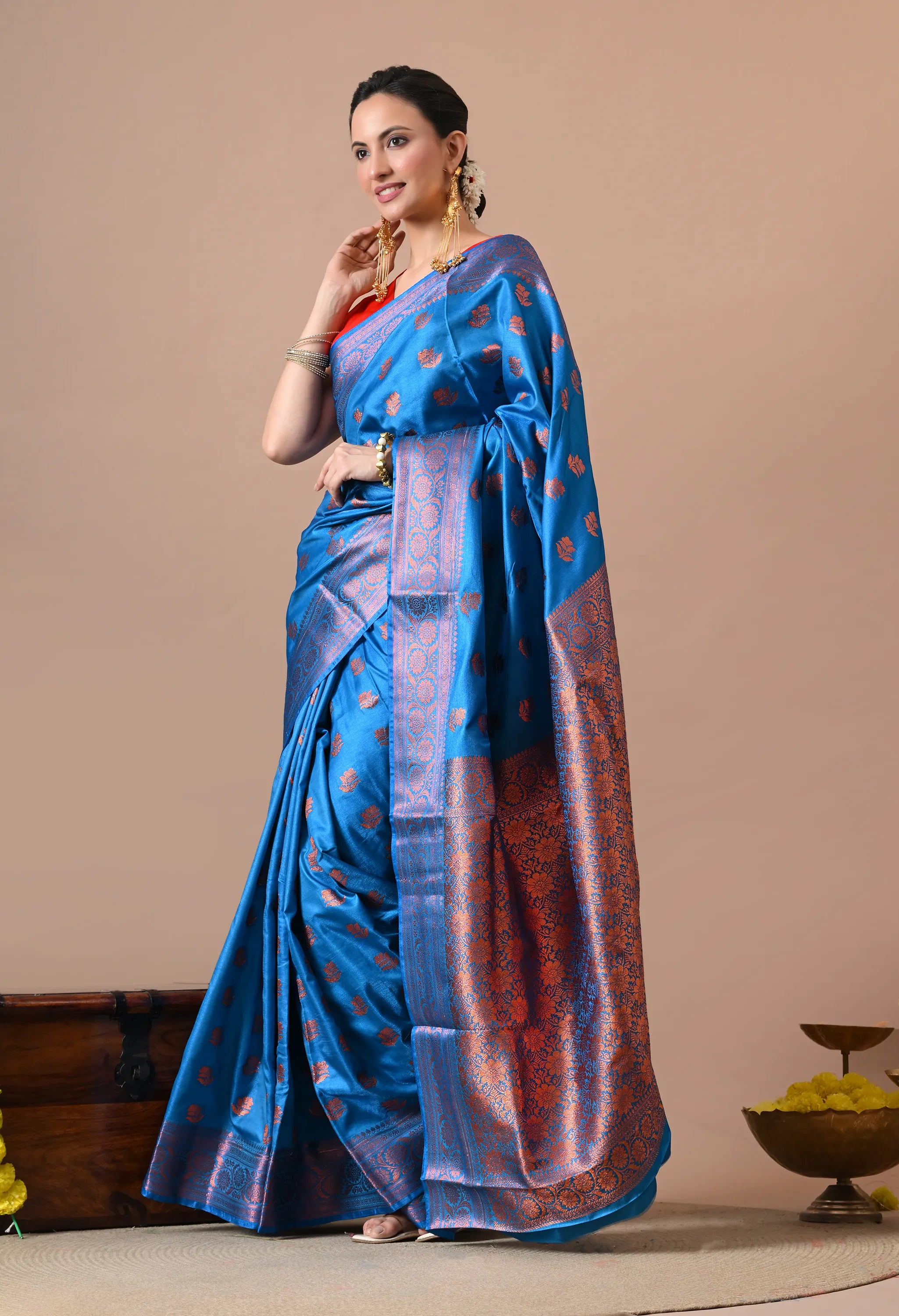 Ethnic Motifs Woven Design Zari Silk Blend Saree