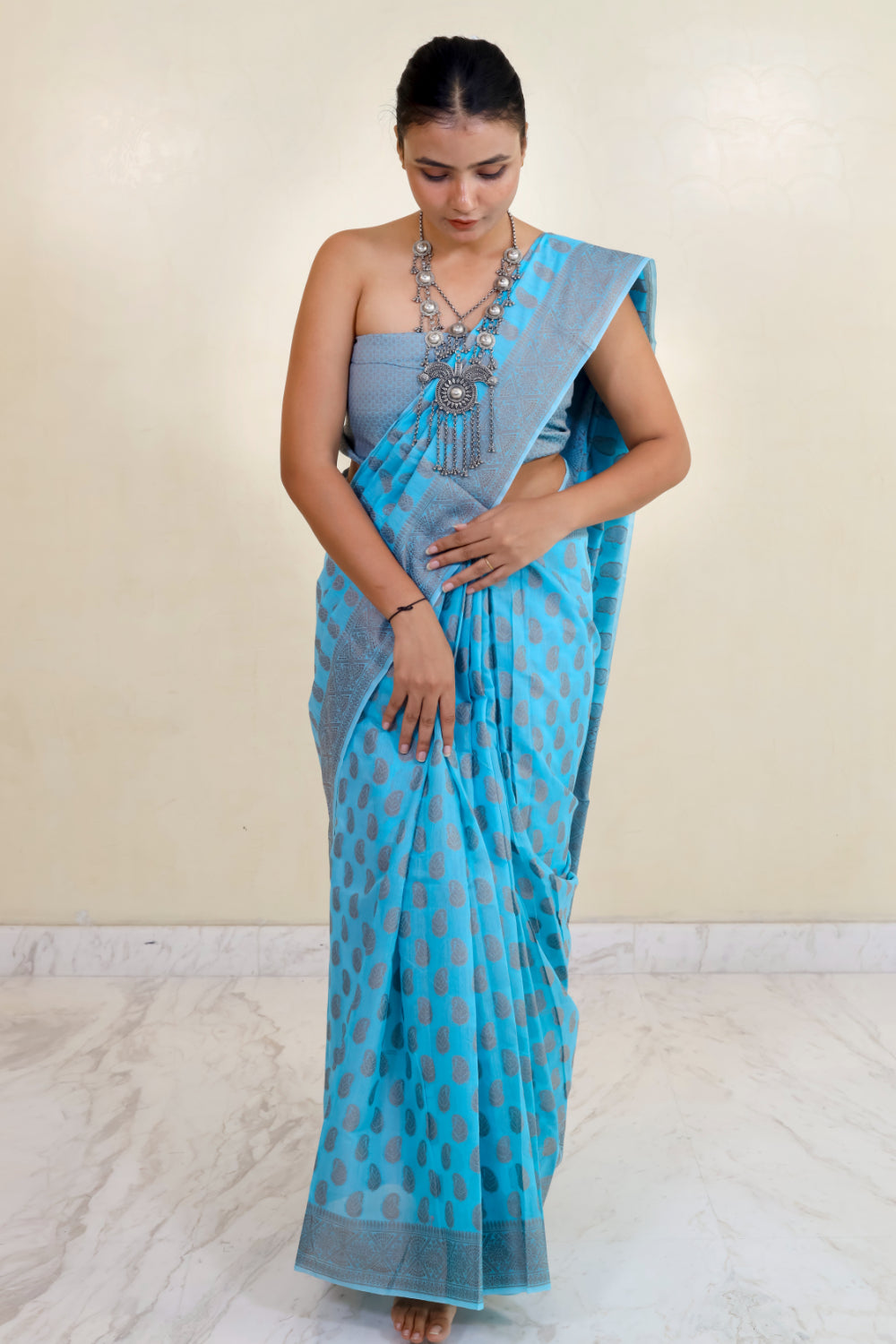 Blue Silk Blend Banarasi Saree with Jacquard and Zari Work