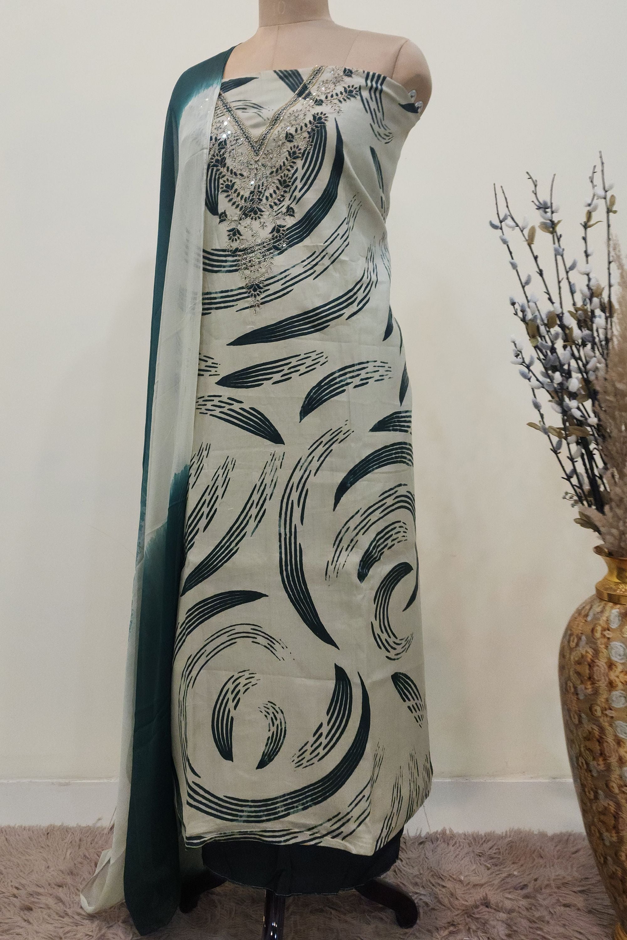 Women's Pure Cotton Abstract Swirl Print Unstitched Suit