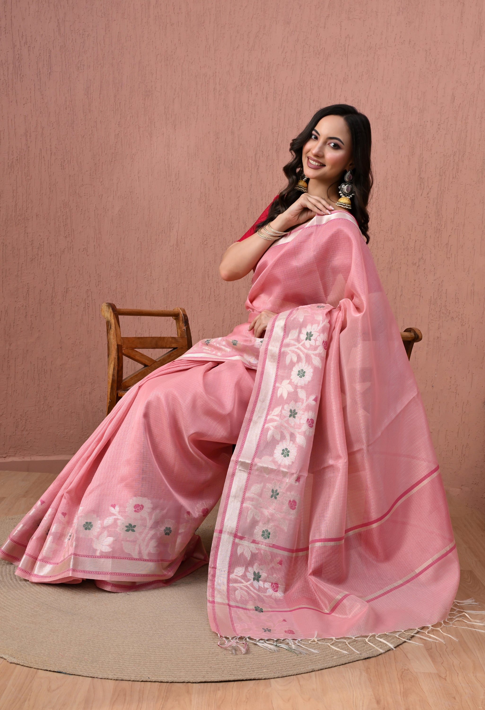 Charming Light Pink Pure Cotton  Saree with Floral Jamdani Pallu