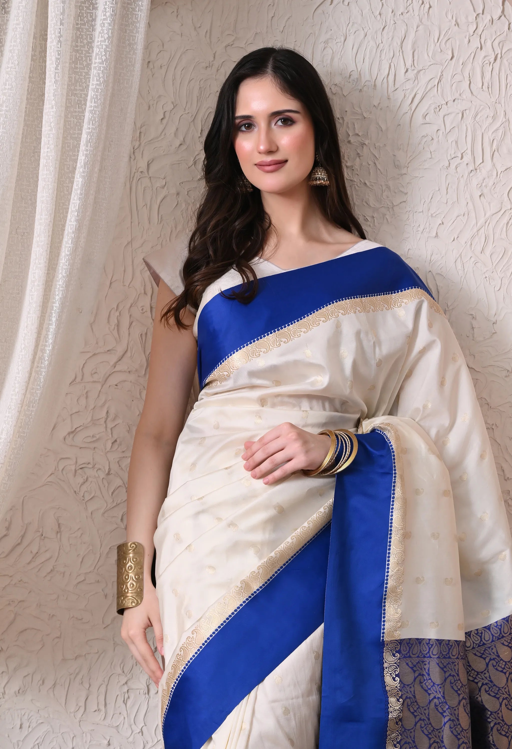 Graceful Off-White and Royal Blue Silk Blend Saree