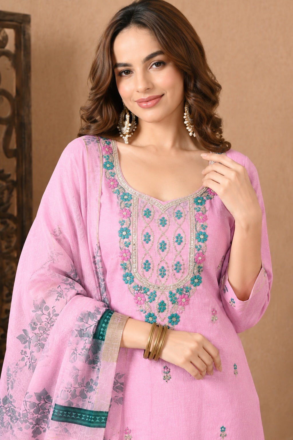 Pink Chanderi Silk Embroidered Kurta Set with Organza Dupatta