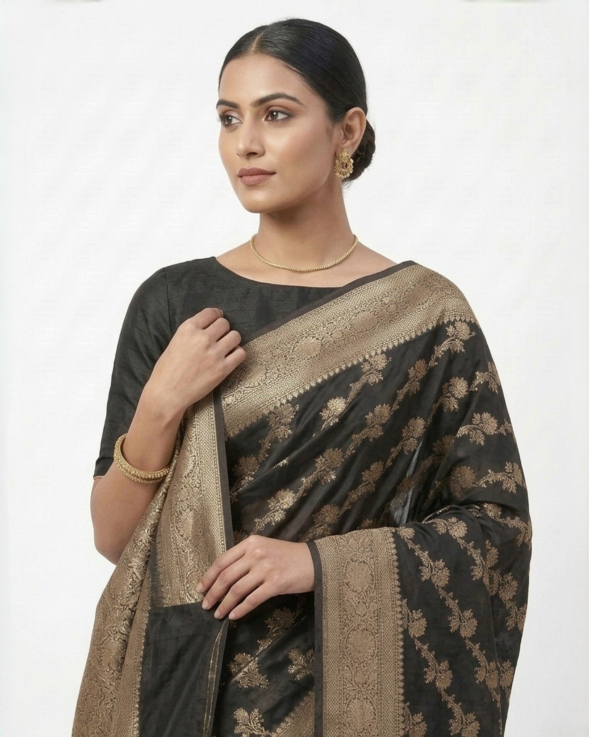 Ethnic Motifs Woven Design Zari Silk Blend Banarasi Saree