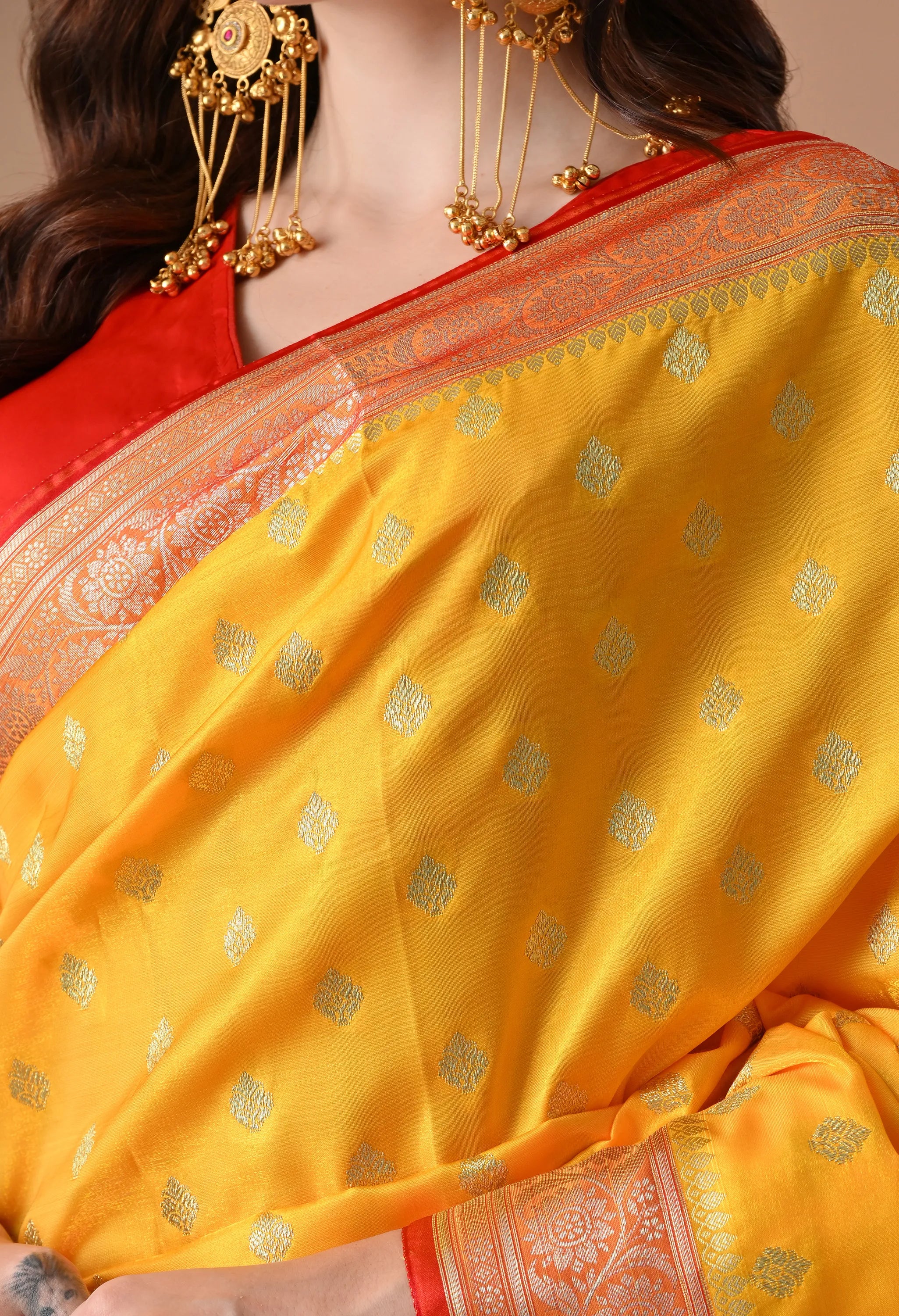 Ethnic Elegance Yellow & Red Silk-Blend Banarasi Saree with Zari Border