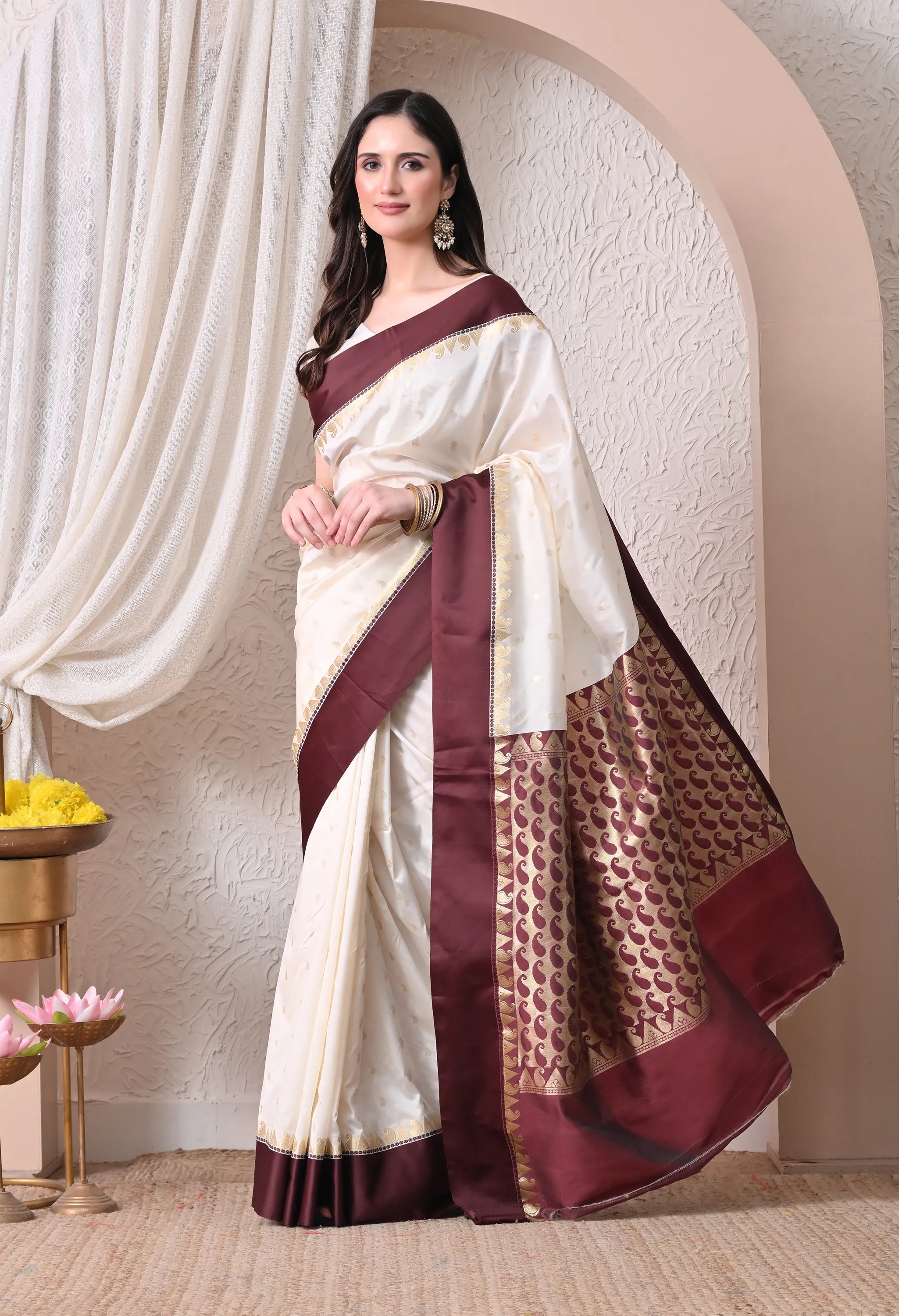 Elegant Off-White and Maroon Silk Blend Saree