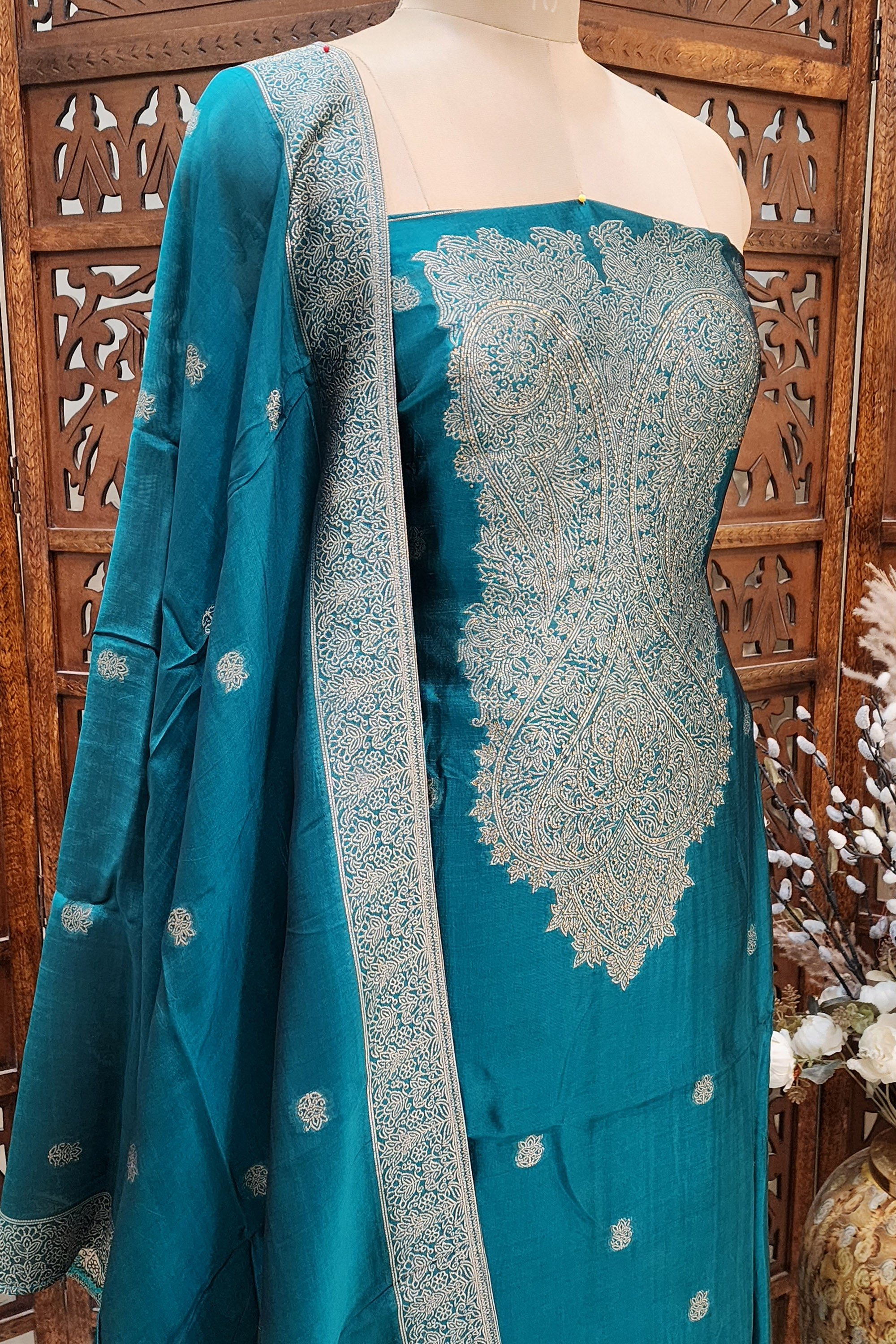 Women Teal Blue & Gold-Toned Zari Woven Siolk Blend Unstitched Dress Material