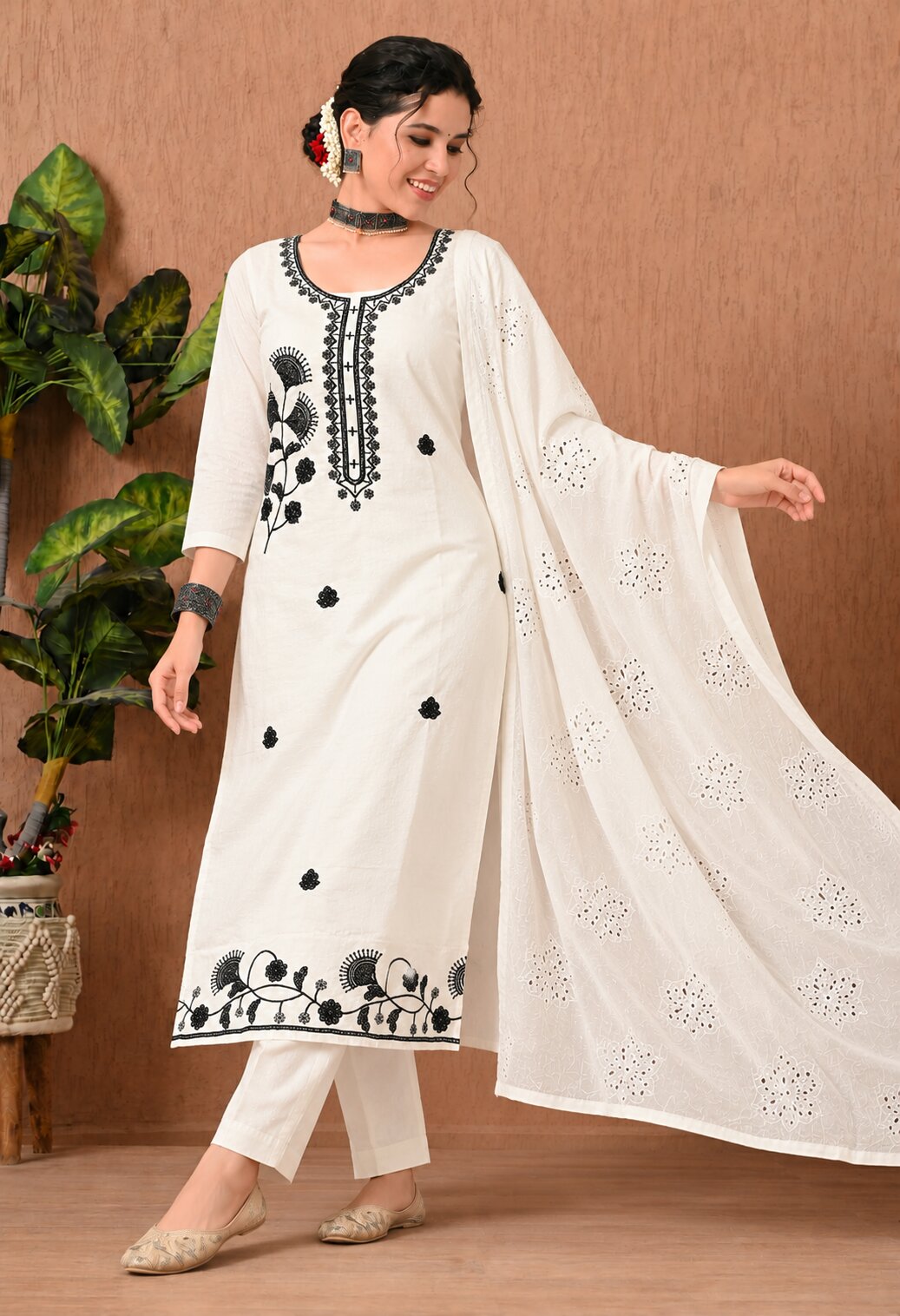 Off-White Chanderi Silk Suit Set with Black Embroidery and Elegant Dupatta