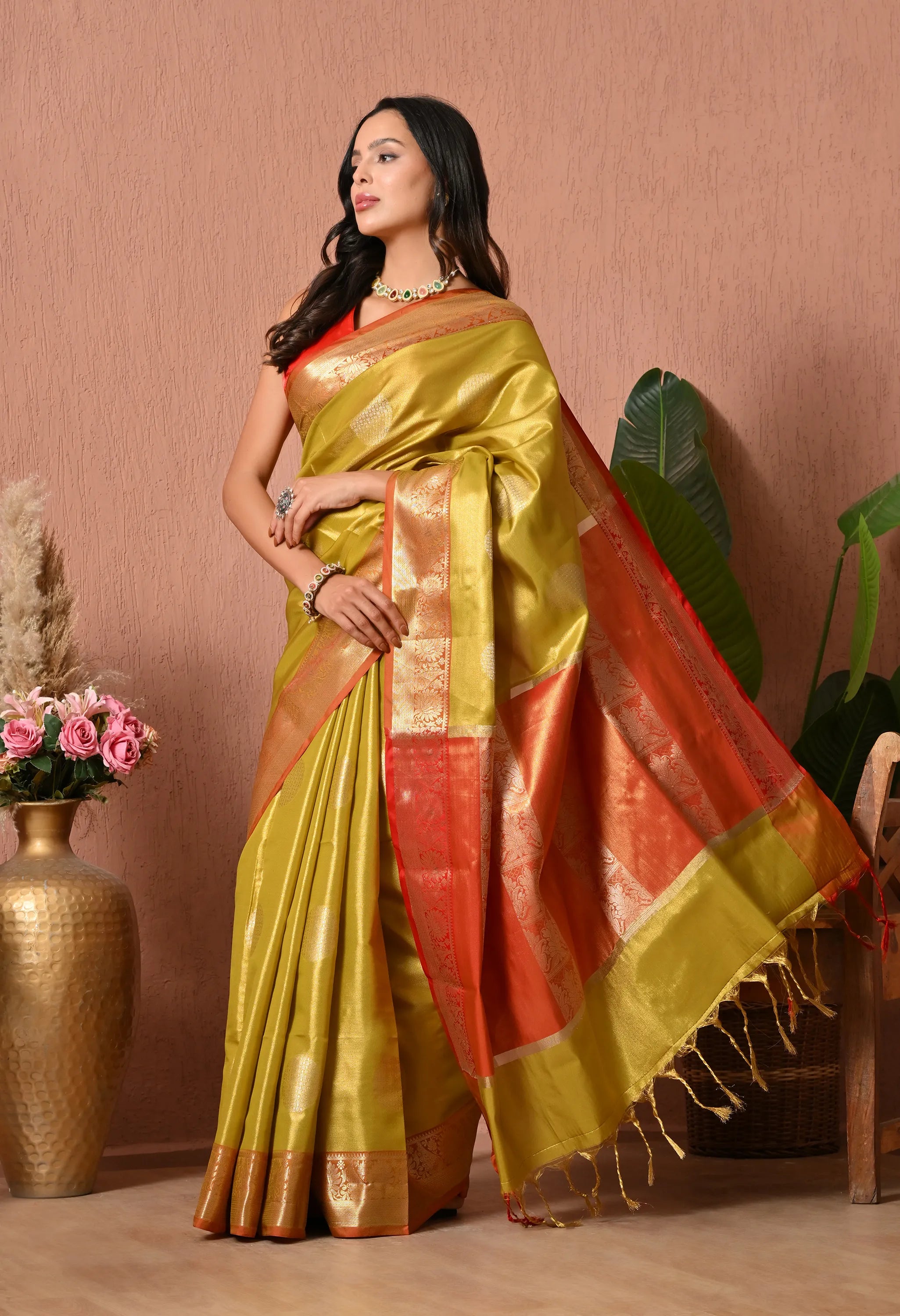 Elegant Olive Green Silk Blend Kanjeevaram Style Saree with Contrast Zari Border