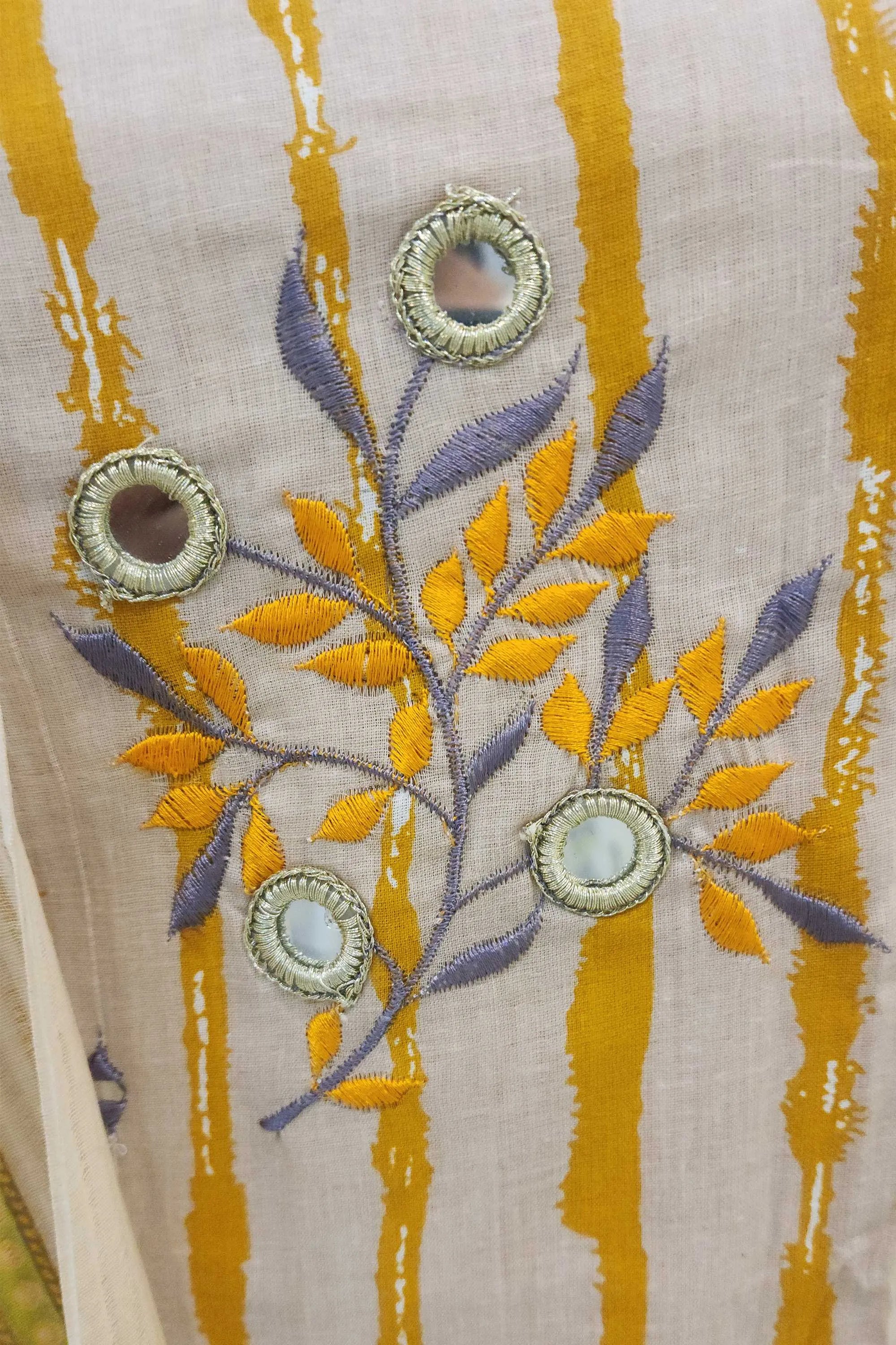 Women Off-White & Yellow Printed Unstitched Dress Material with Mirror Work