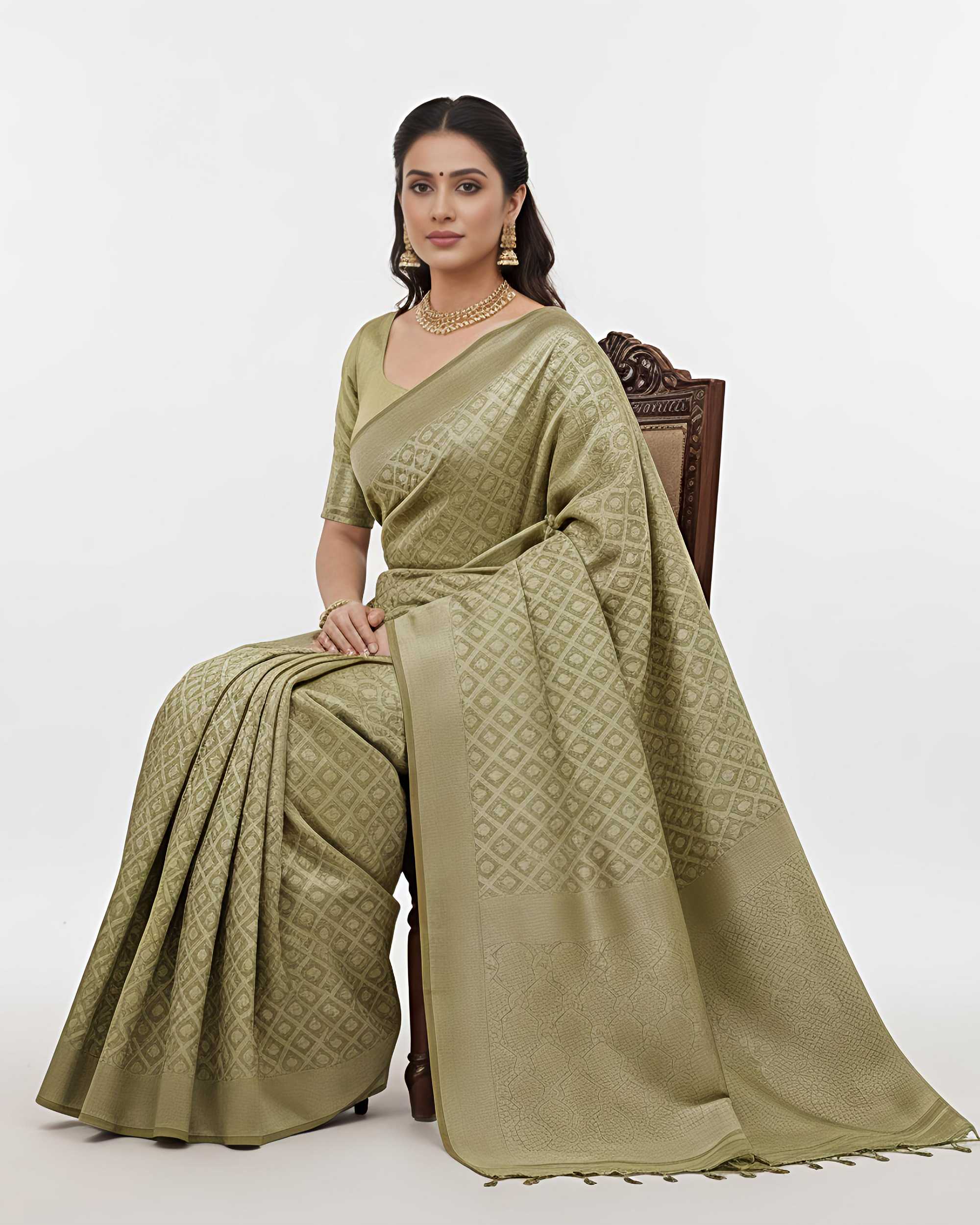 Women Olive Green & Gold-Toned Silk Blend Woven Design Banarasi Saree
