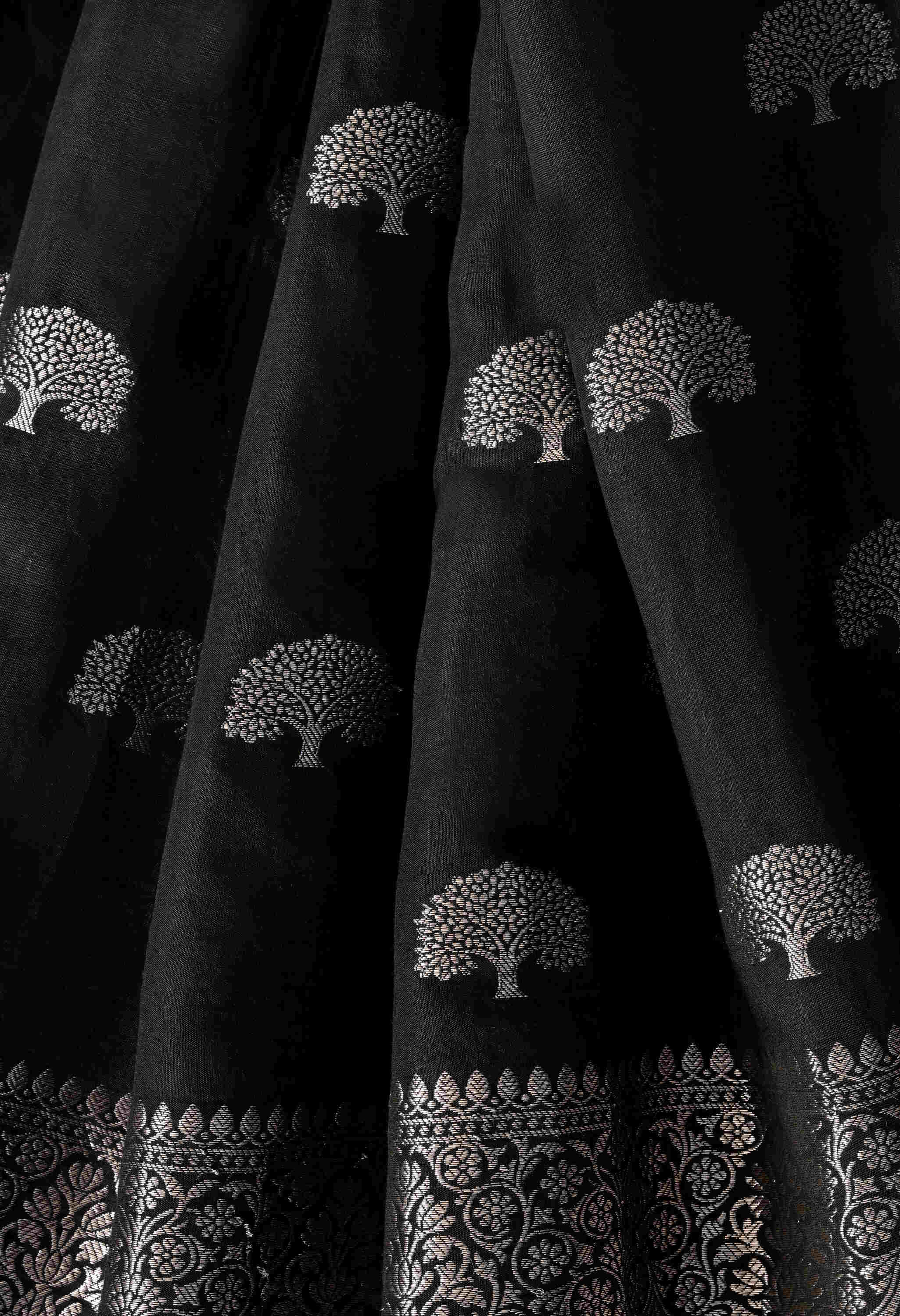 Banarasi silk Black Saree jari Weave