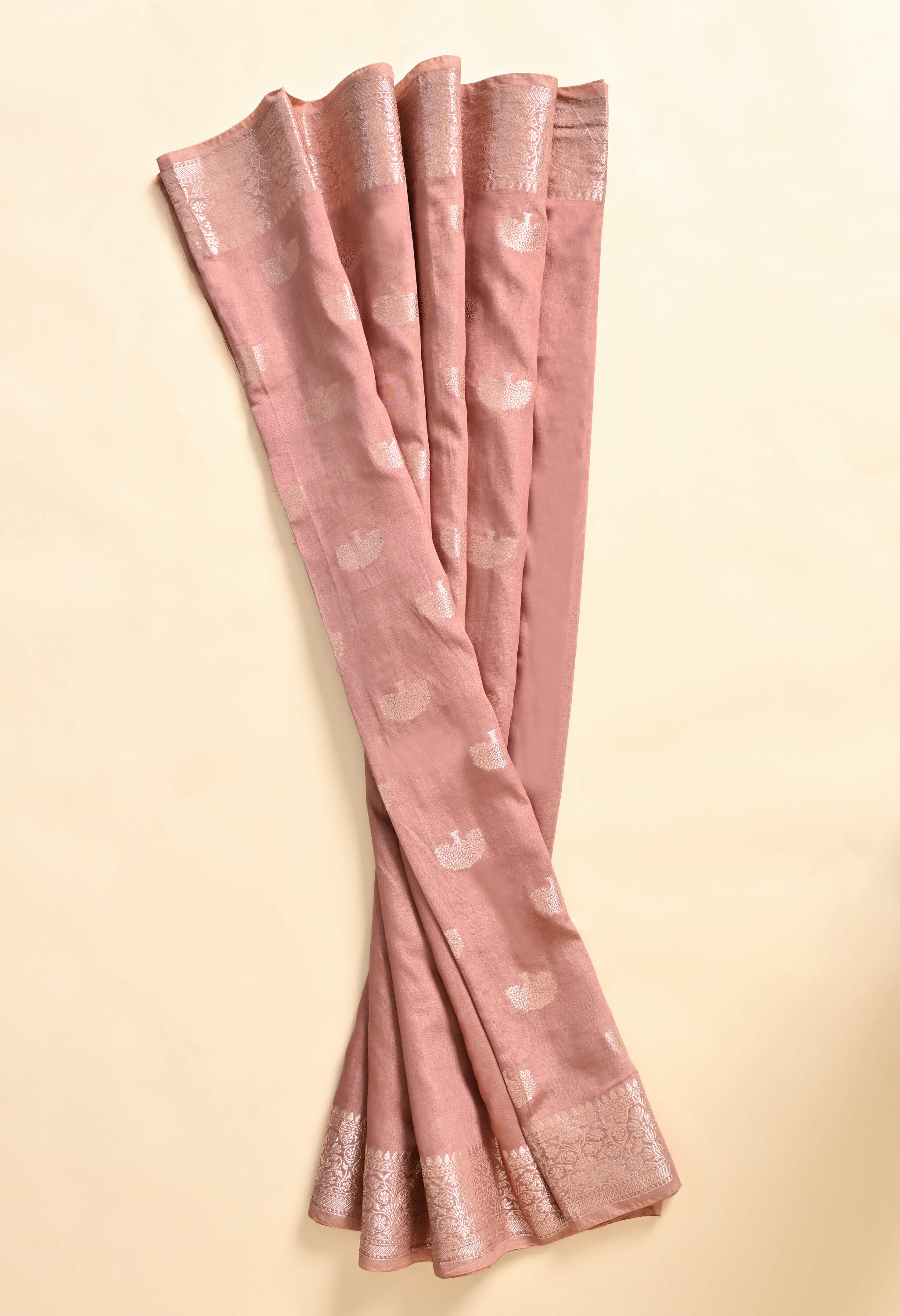 Banarasi silk Peach Saree jari Work