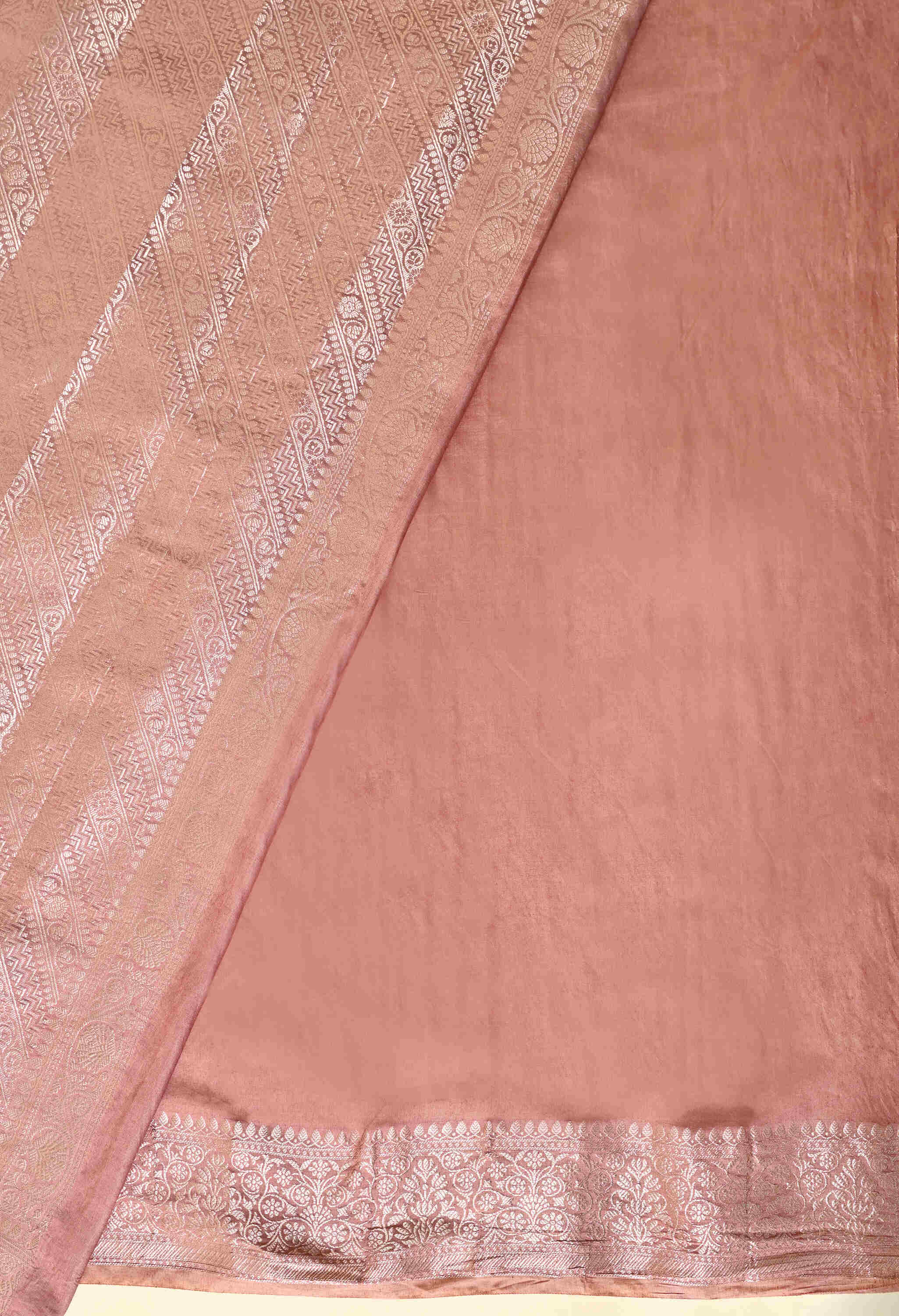 Banarasi silk Peach Saree jari Weave