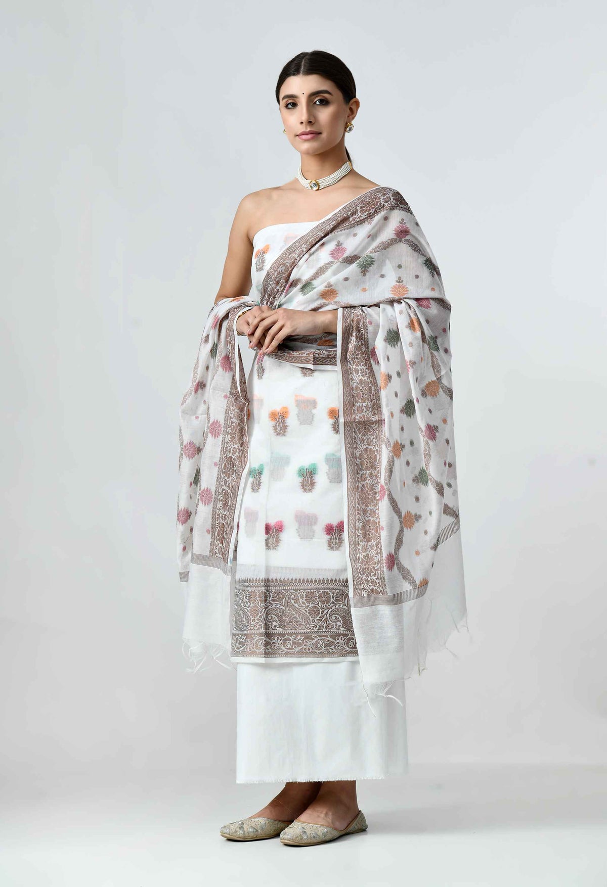 Best Rakhi gifts for sister cotton suit sets