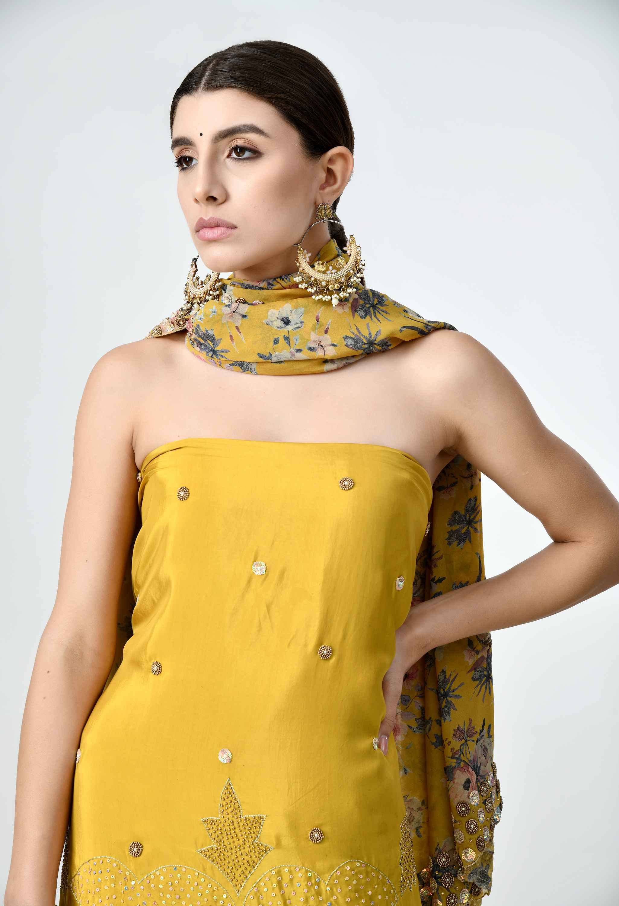 Stylish Handwork Crepe Suit