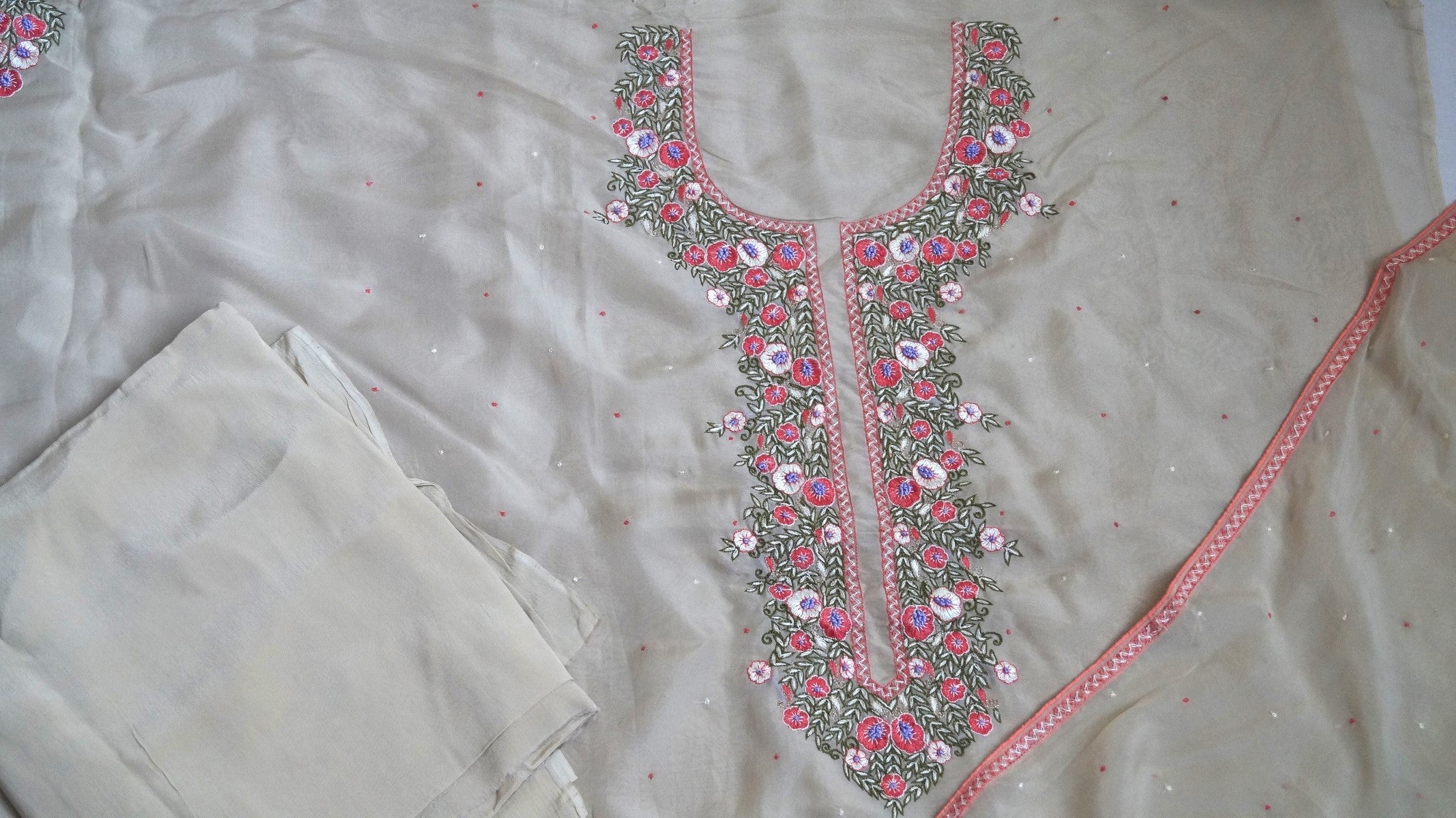 Salwar Suit Design for girl latest