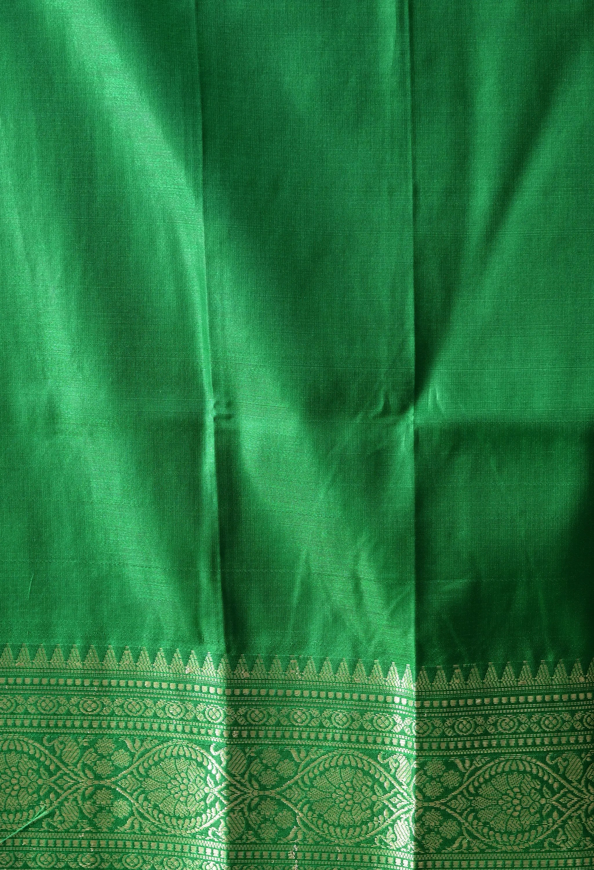 Women Deep Purple & Green Woven Design Silk Blend Banarasi Saree