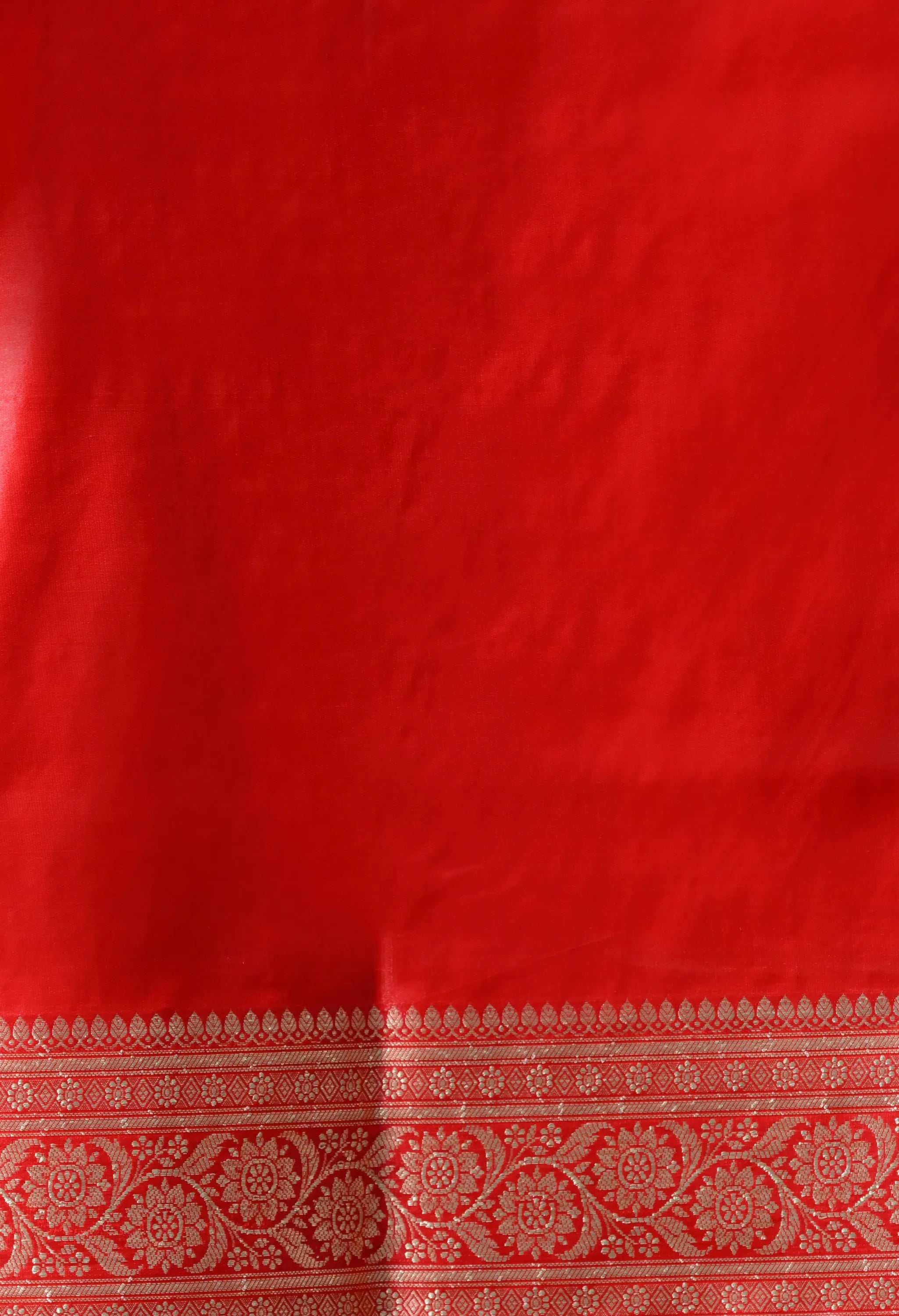 Off-White & Red Silk Blend Banarasi Woven Design Saree