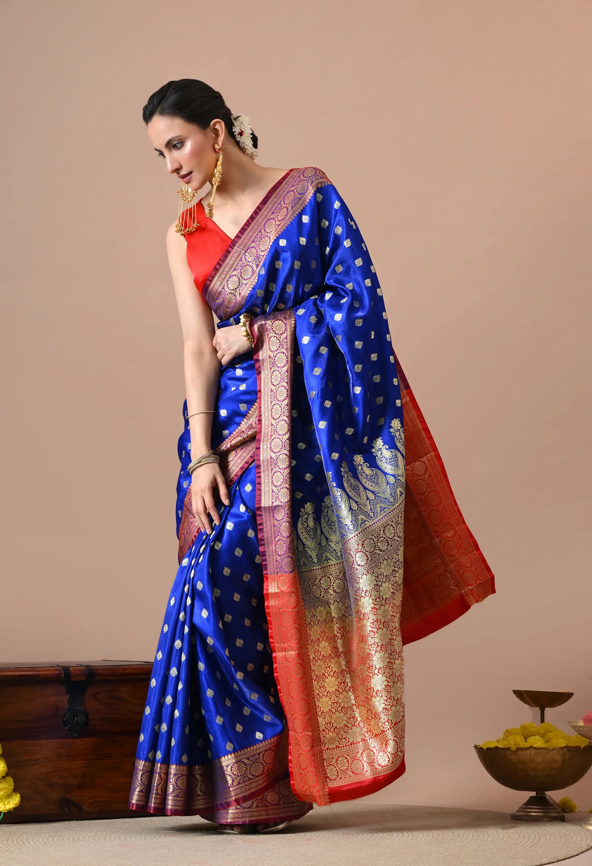 Royal Blue & Gold-Toned Woven Design Silk Blend Banarasi Saree