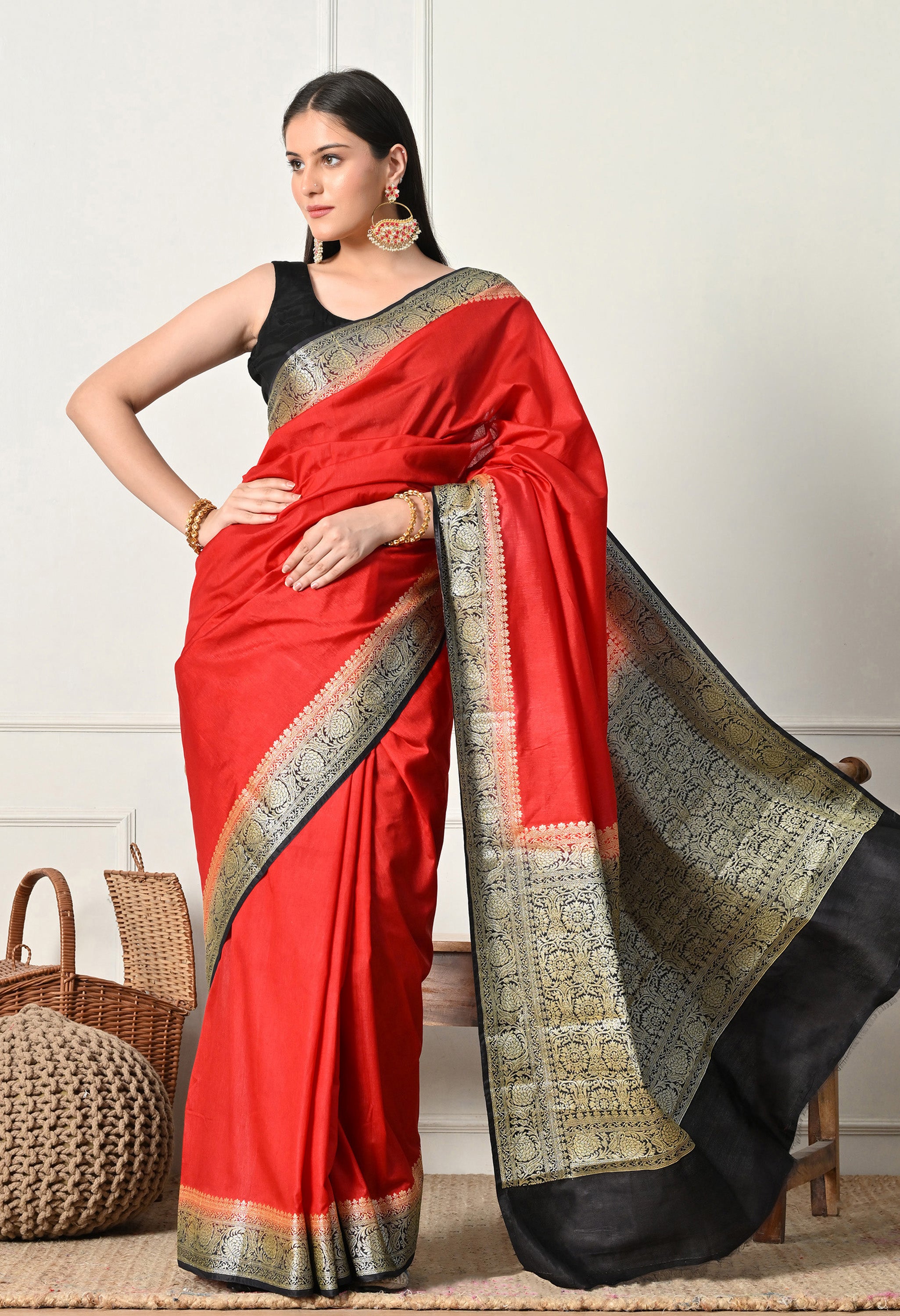 The Weavers Shop By Raavi Banarasi Silk Saree - Brunt Red