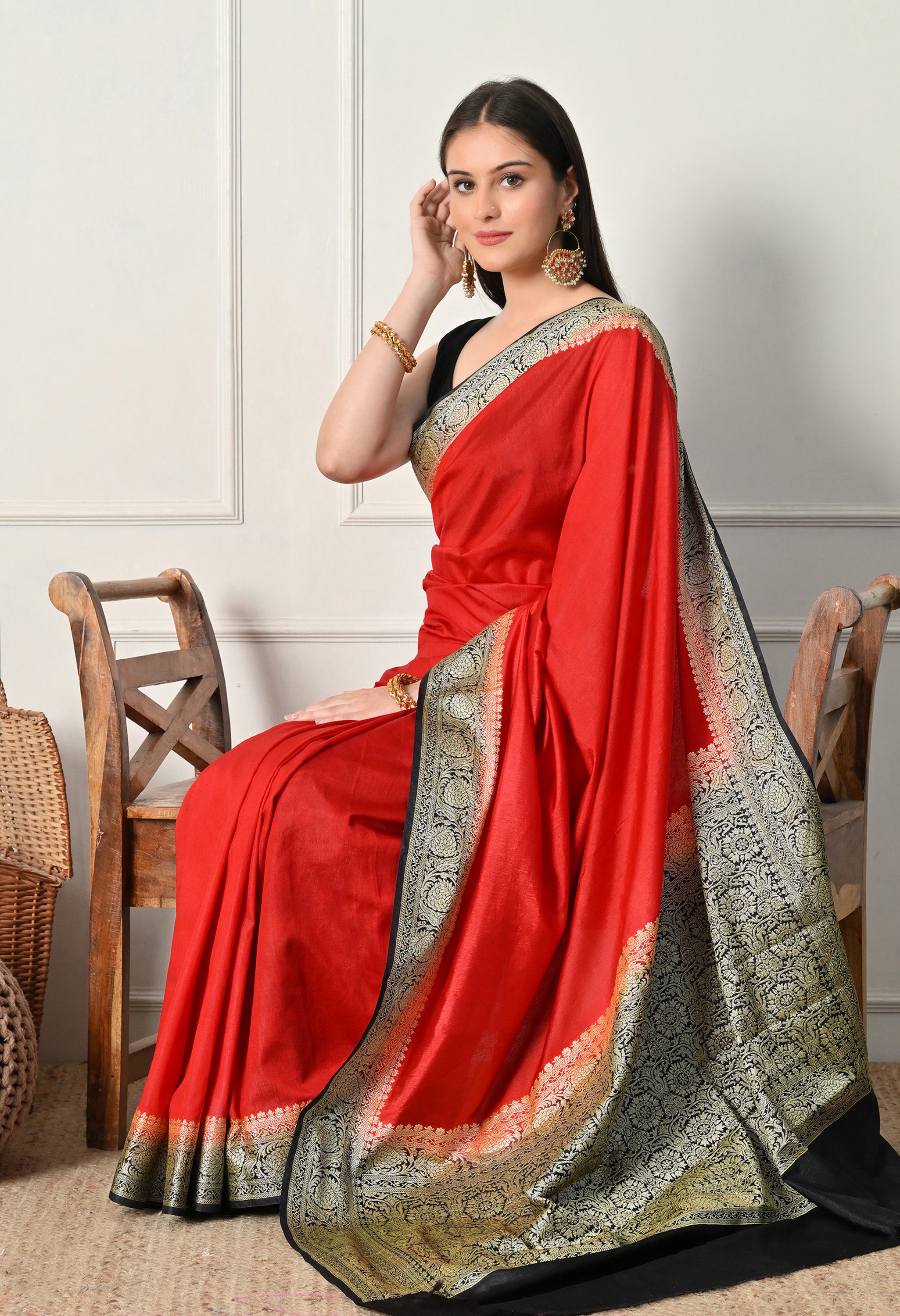 The Weavers Shop By Raavi Banarasi Silk Saree - Brunt Red