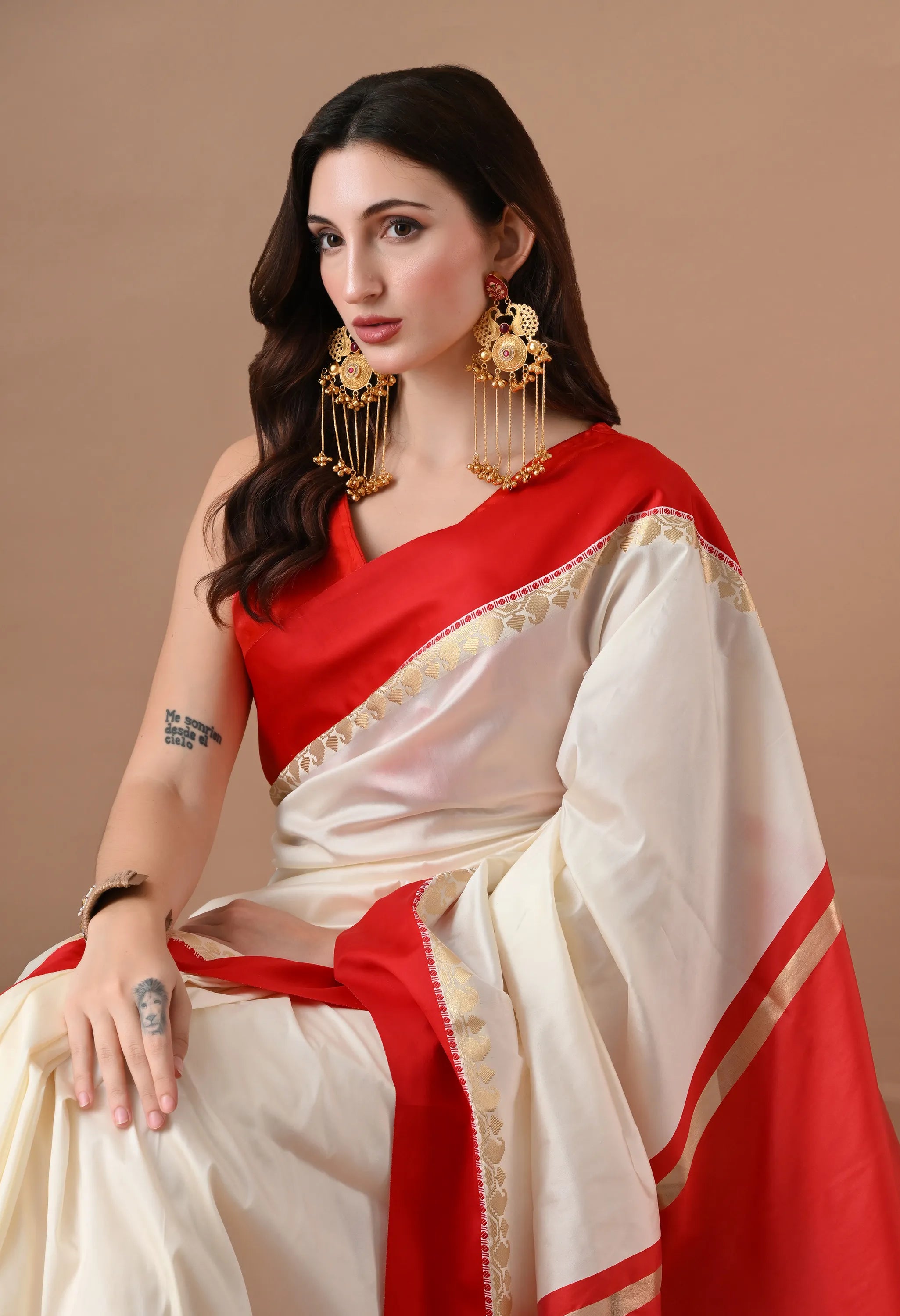 Elegant Ivory & Red Silk Blend Saree with Zari Border