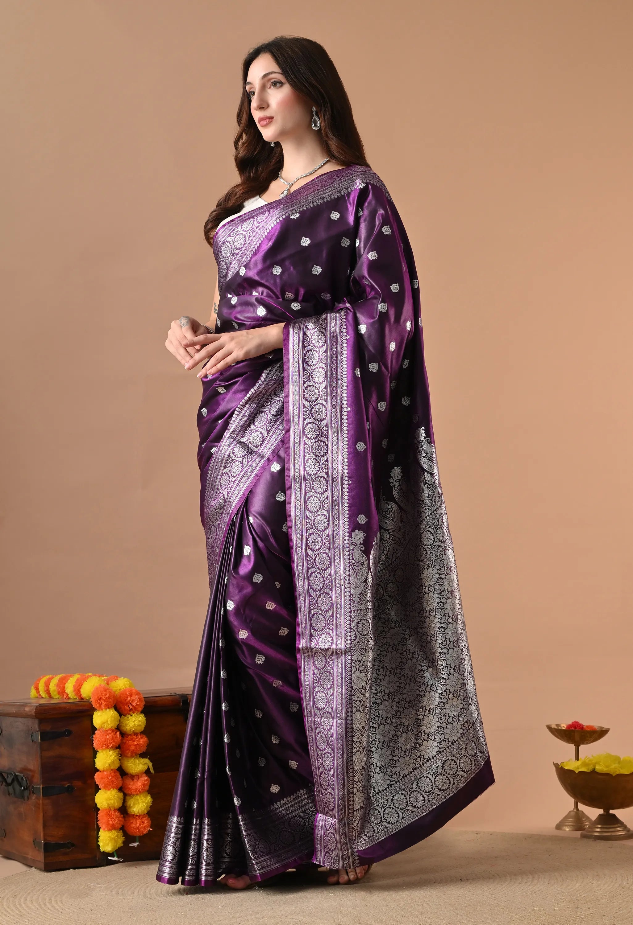 Majestic Purple & Silver Toned Woven Design Silk Blend Banarasi Saree