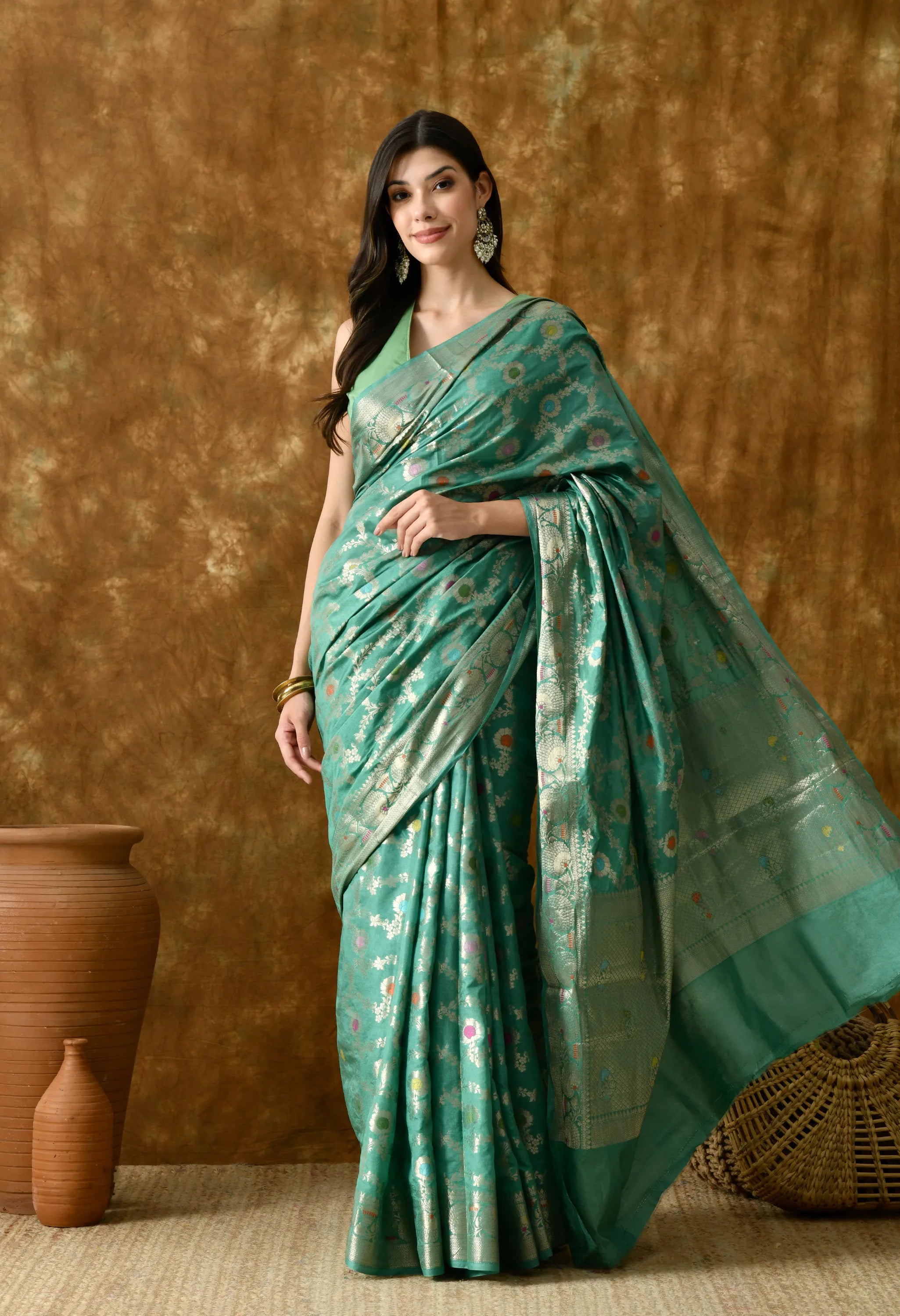Designer Silk Saree With zari Work