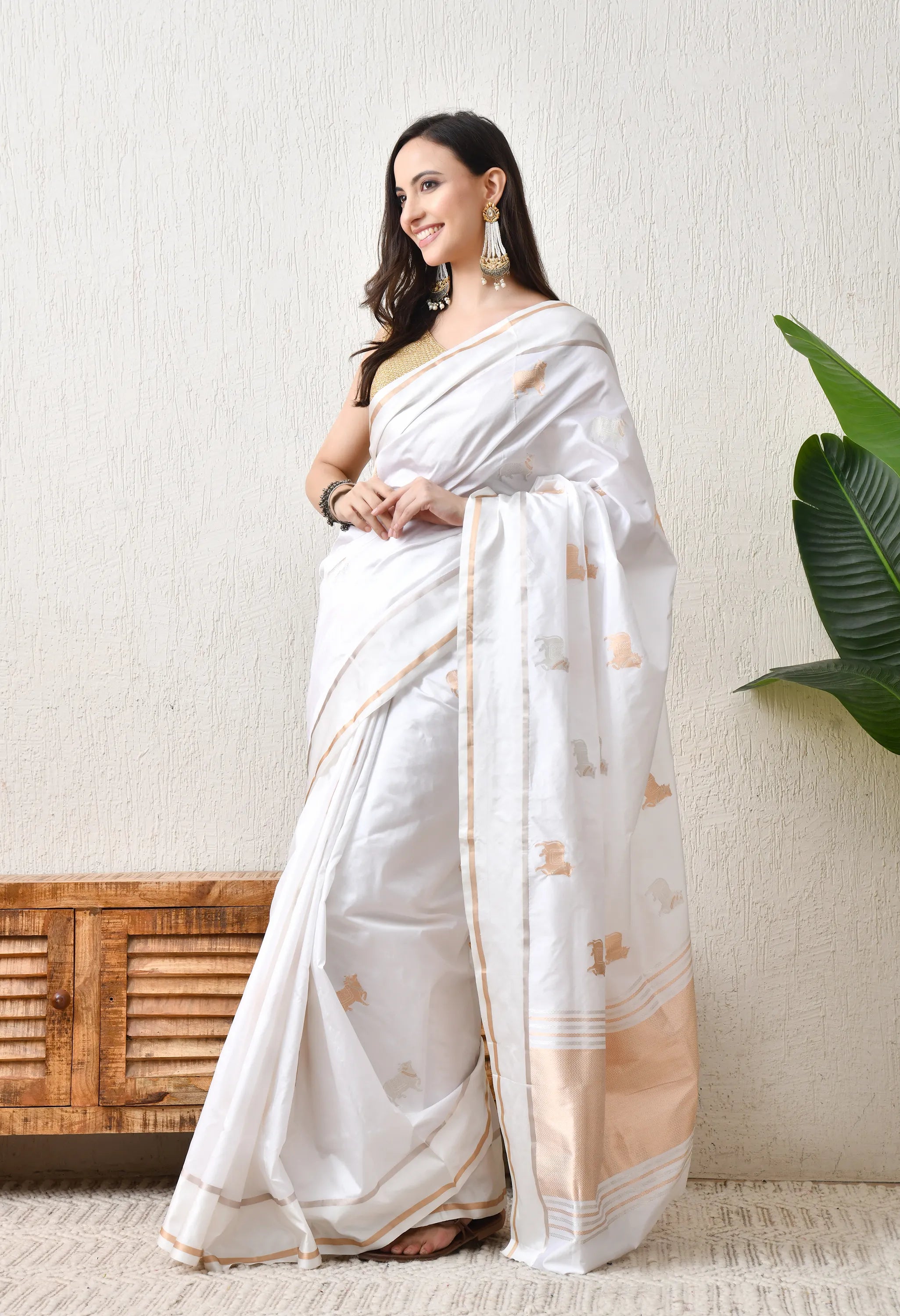 Handloom katan White Silk Saree