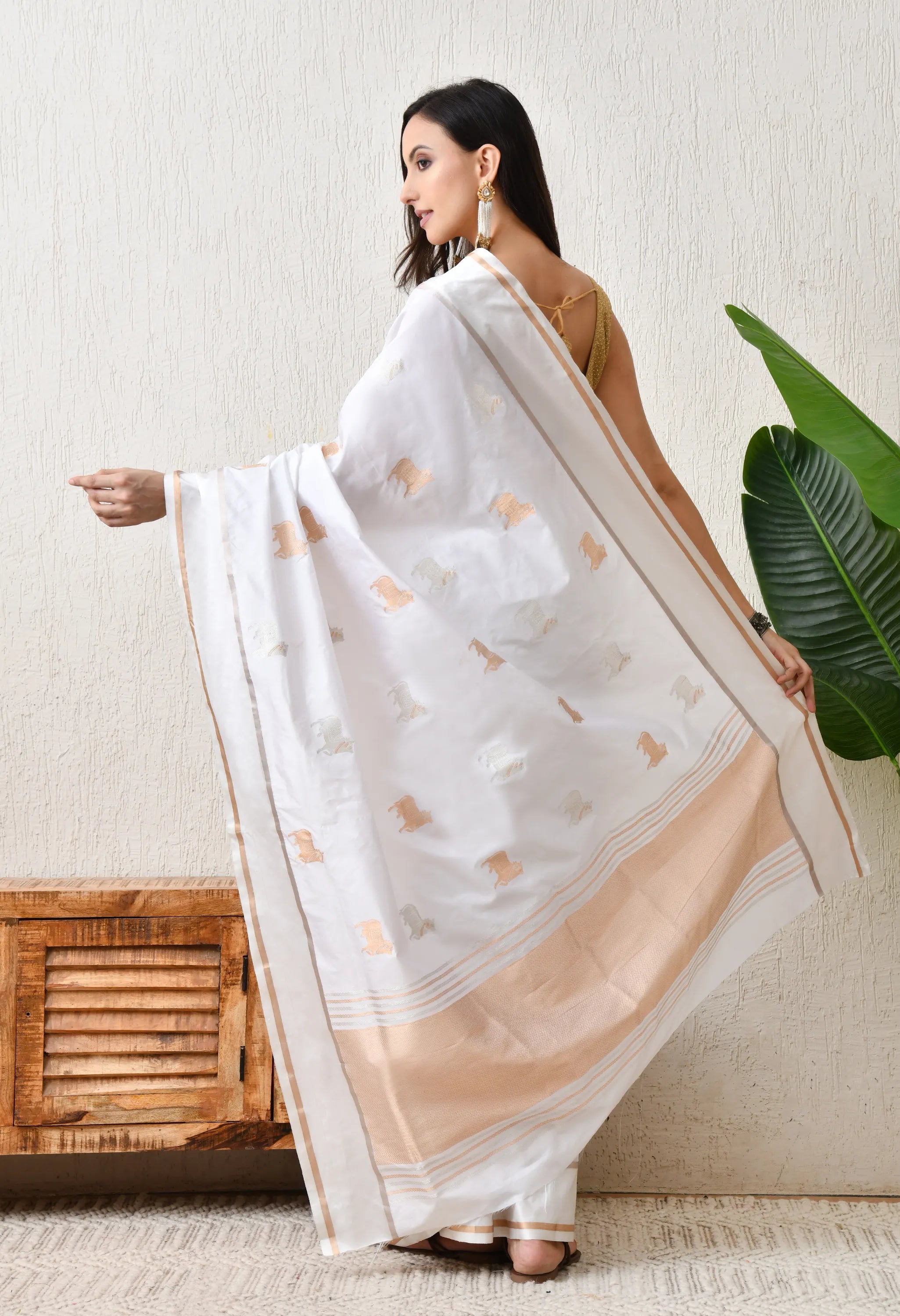 Handloom katan White Silk Saree