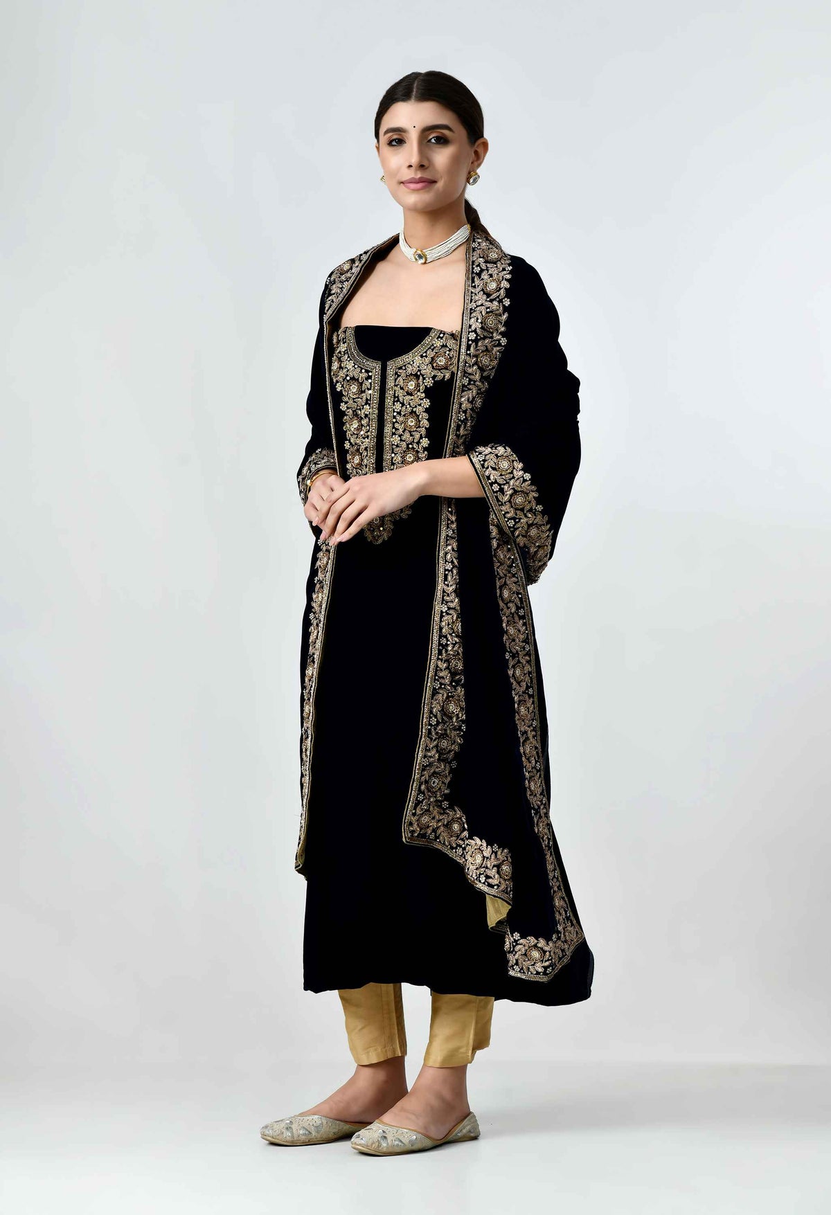 Handmade Best Party Wear Velvet Suit Set