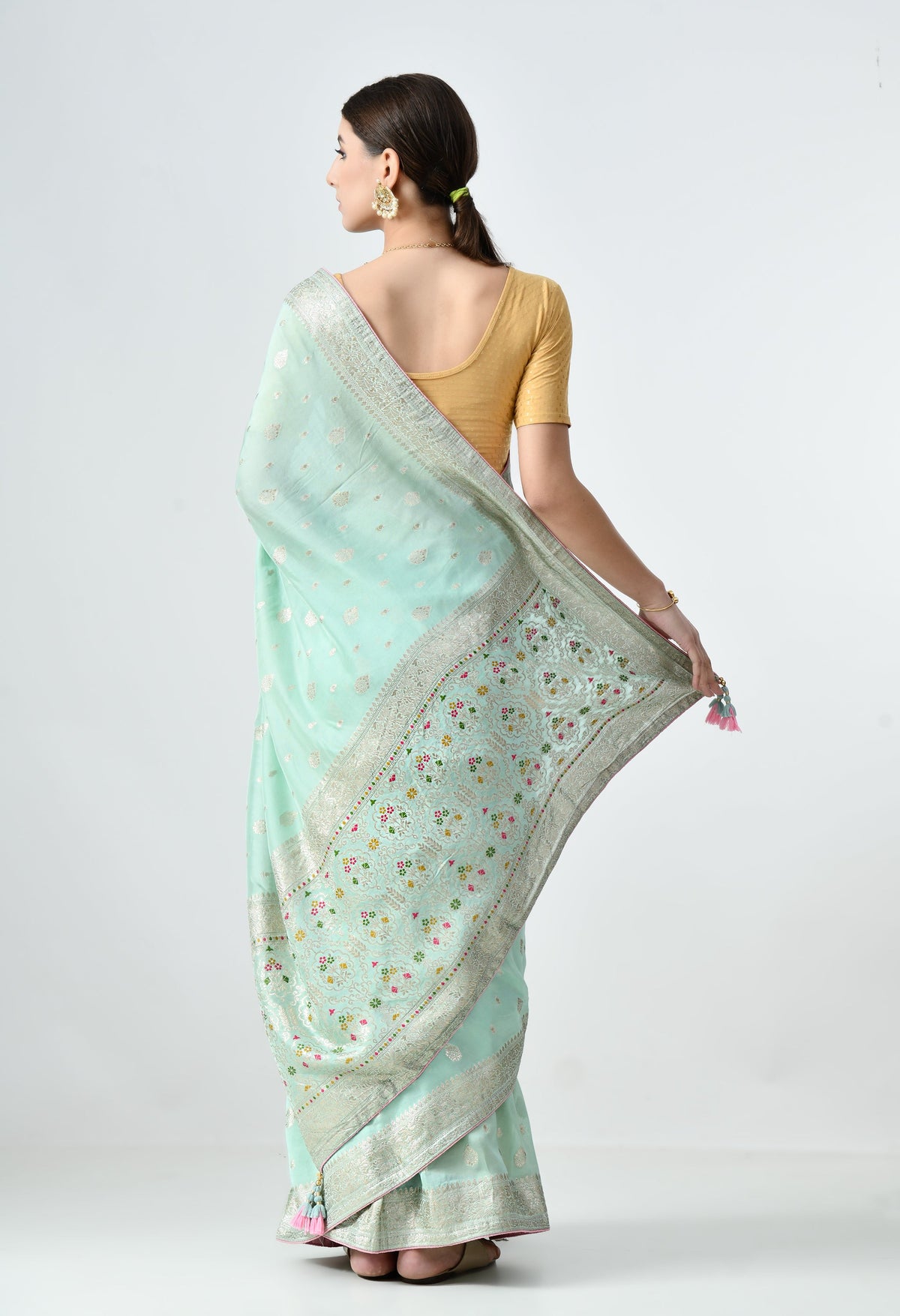 Buy Kora silk saree online for Raksha Bandhan
