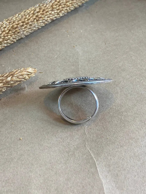Designer cocktail silver Ring